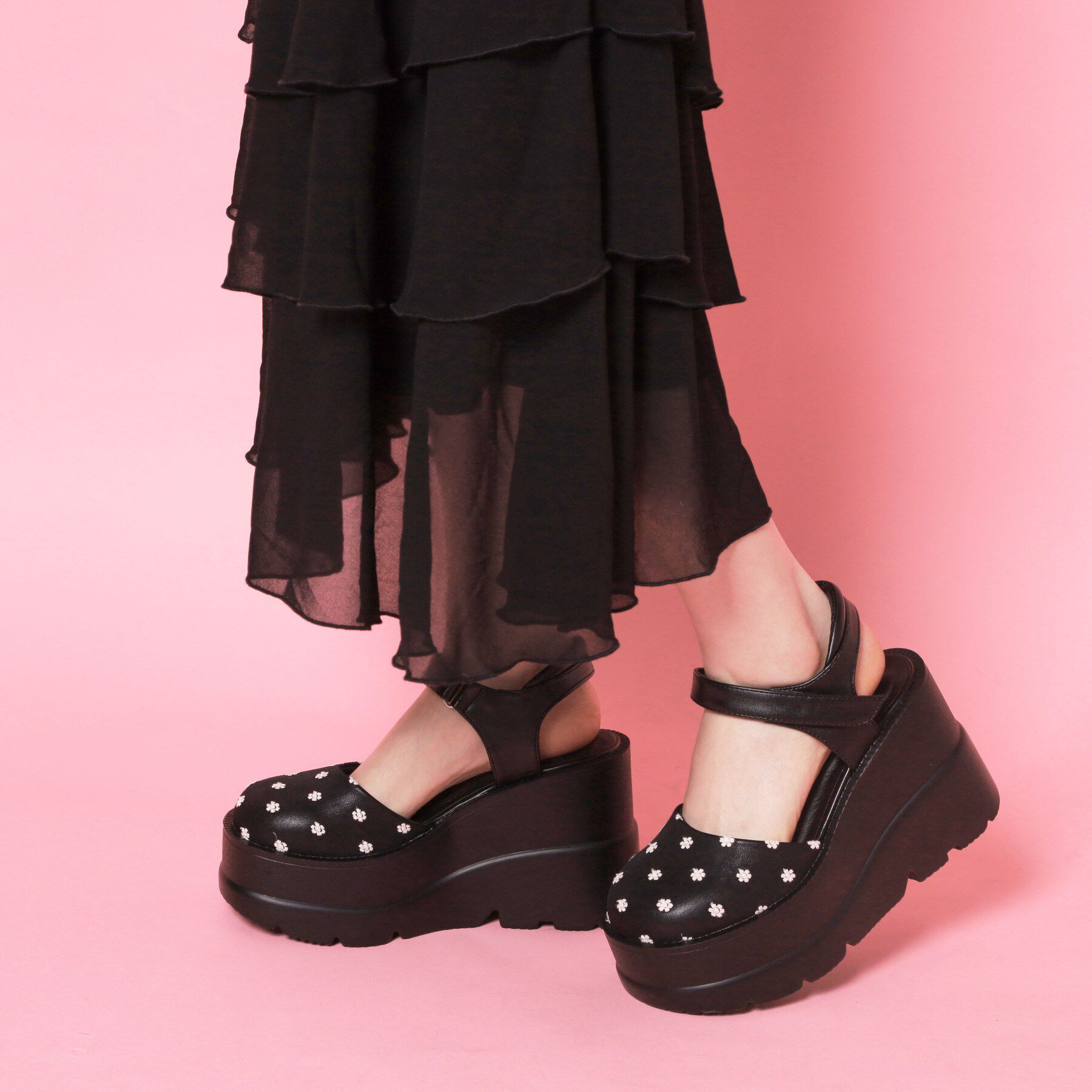 csT&P「厚底ストラップパンプス」|パンプス|ブラック(919)