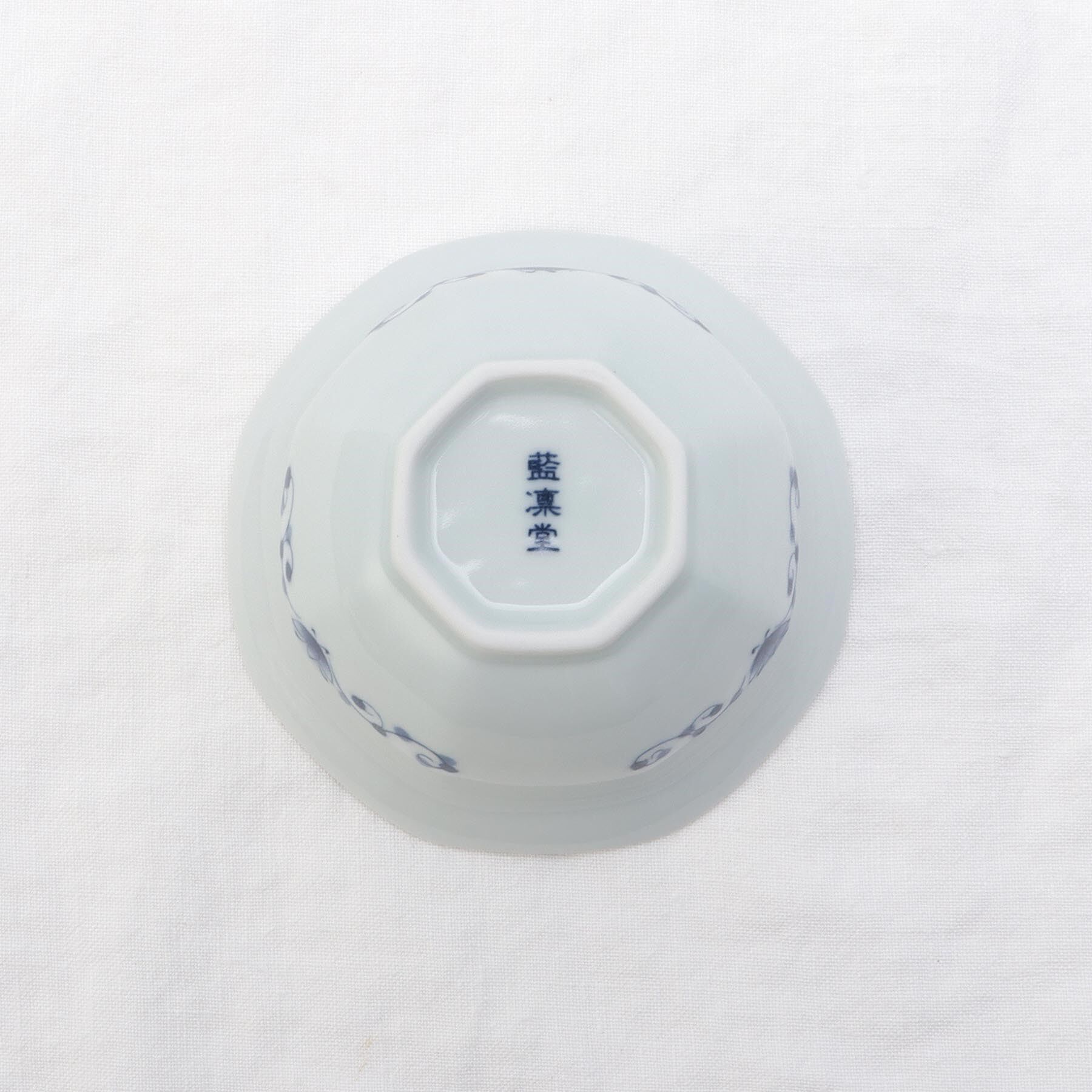 212 KITCHEN STORE「藍凛堂 八角小鉢 菊唐草」|食器・キッチングッズ|