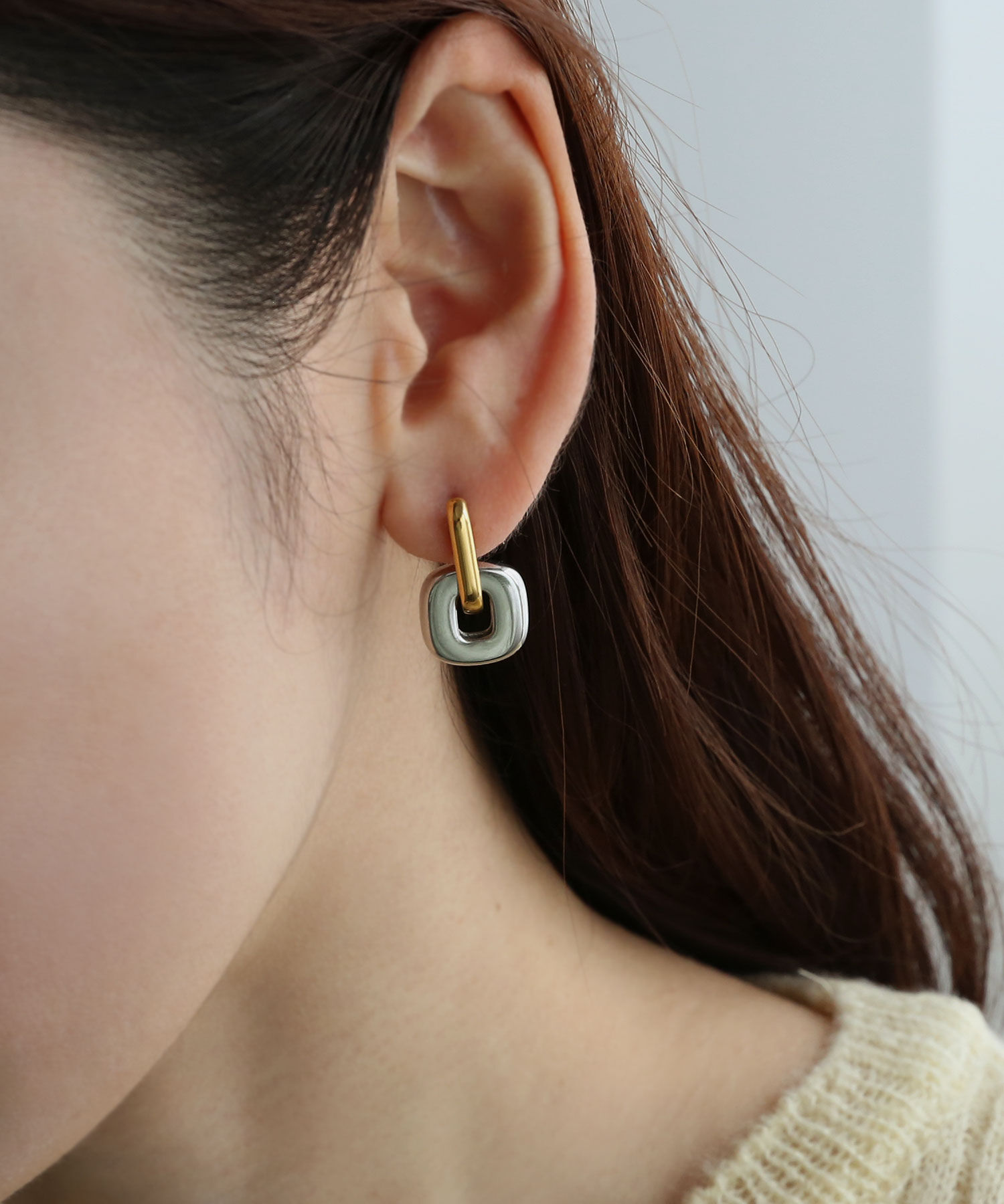  「[stainless]ステンレス・2WAYリンクピアス〈金属アレルギー対応〉」|ピアス|シルバー&times;ゴールド