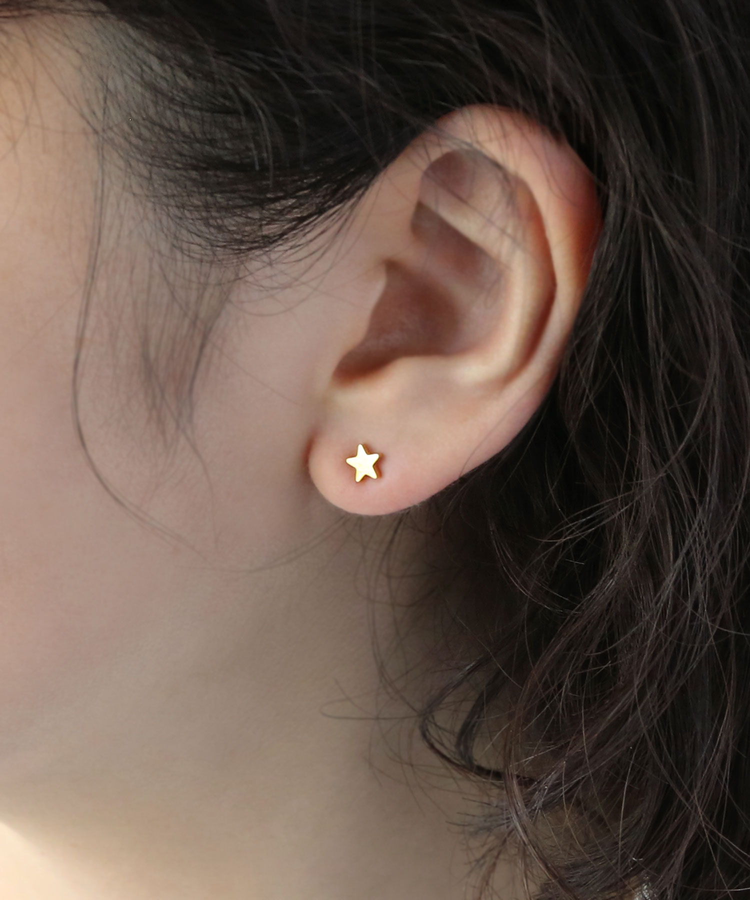 colleca la「[stainless]ステンレス・ 星とストーンのセットピアス〈金属アレルギー対応〉」|ピアス|