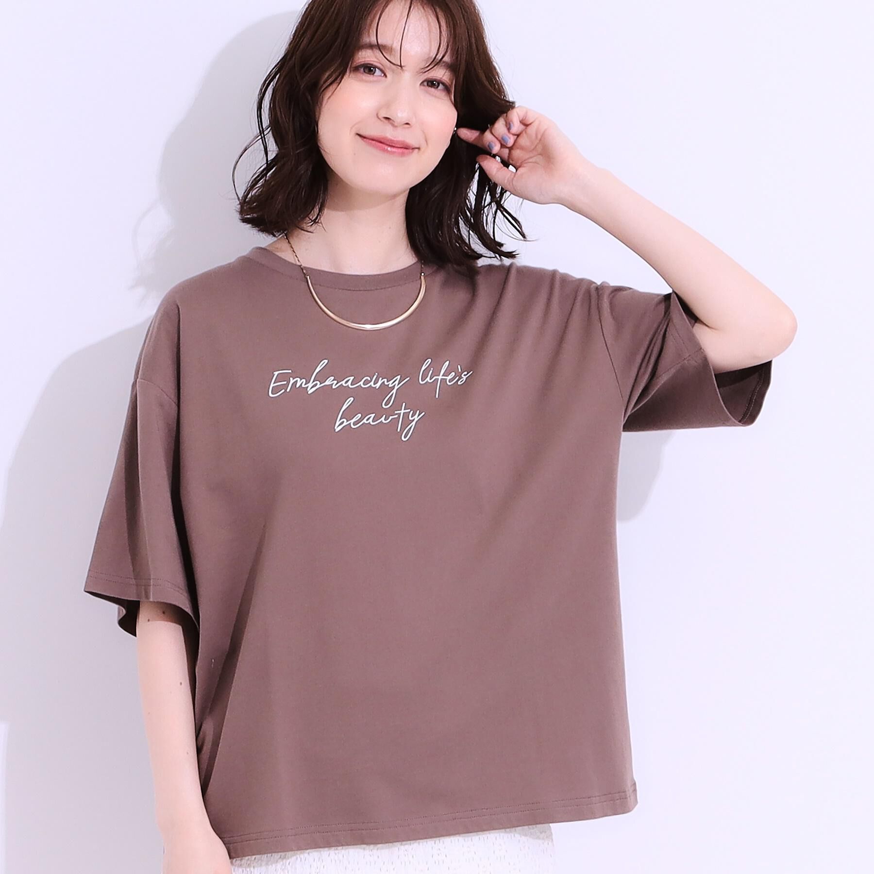 SHOO･LA･RUE「【選べる4柄】コットンプリントロゴTシャツ」|Tシャツ・カットソー|ブラウン(244)