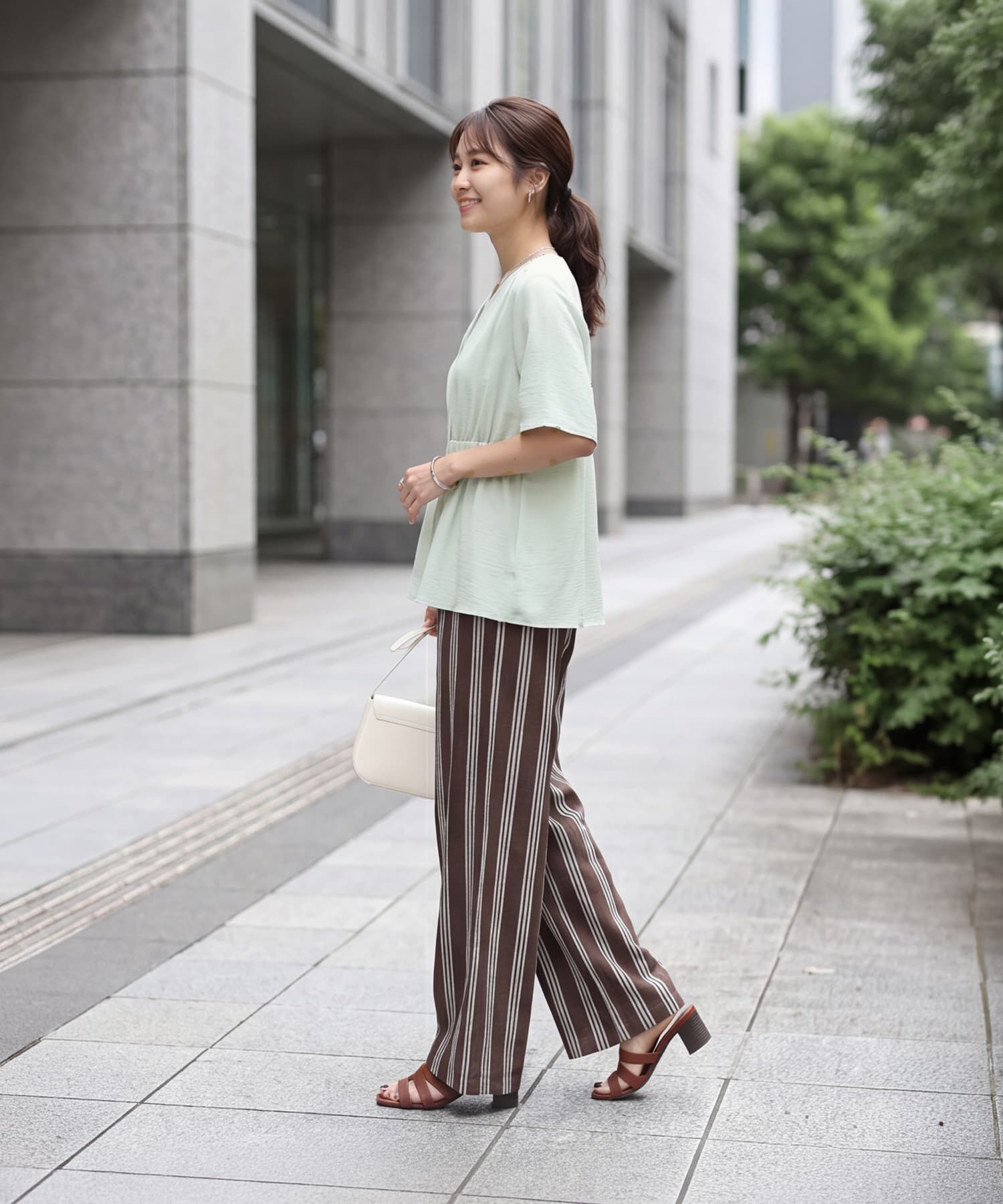 STYLE DELI「【LUXE】ウエストギャザーハーフスリーブブラウス」|シャツ・ブラウス|