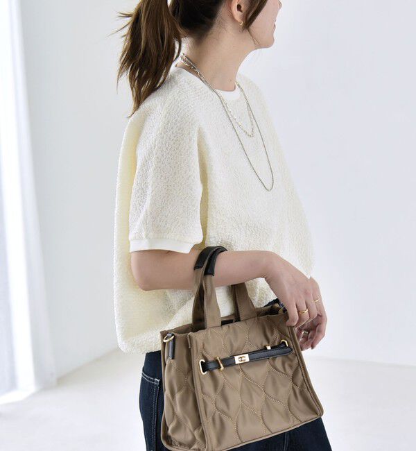 quaranciel「《予約》quaranciel:〈洗濯機可能〉カットジャカード ルーズ フレンチスリーブ プルオーバー」|Tシャツ・カットソー|