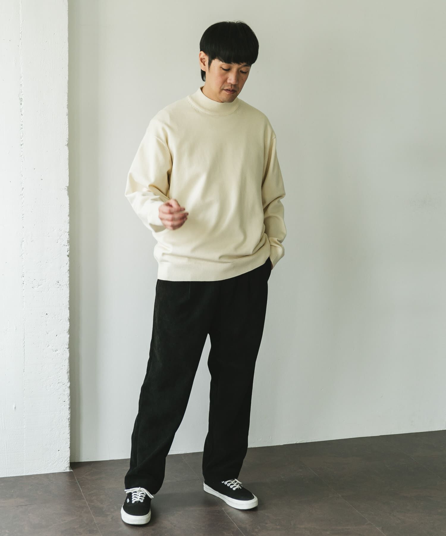 URBAN RESEARCH DOORS「『仁村紗和さん着用』『UR TECH 200日ニット』 モックネック」|ニット・セーター|