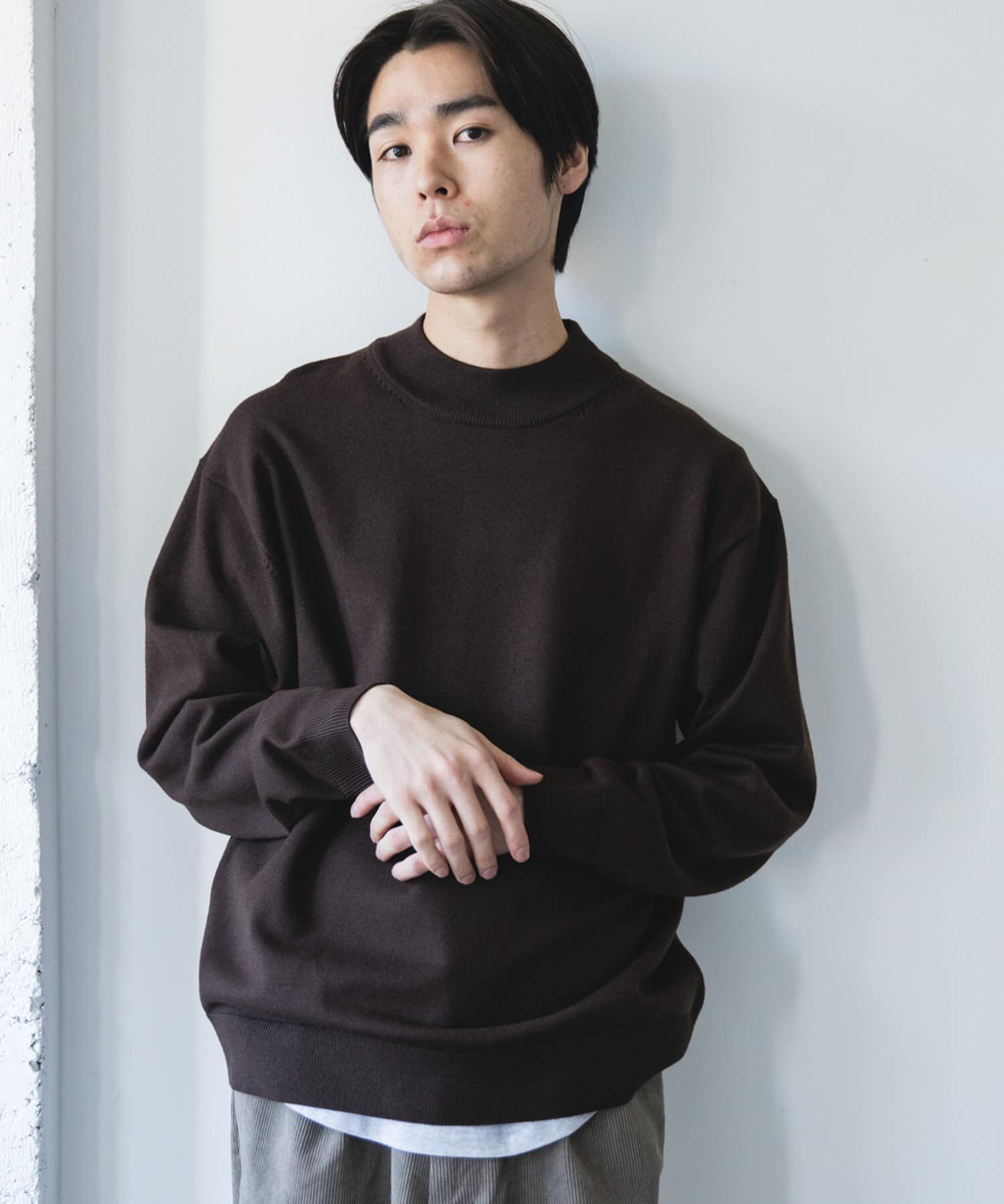 URBAN RESEARCH DOORS「『仁村紗和さん着用』『UR TECH 200日ニット』 モックネック」|ニット・セーター|ブラウン