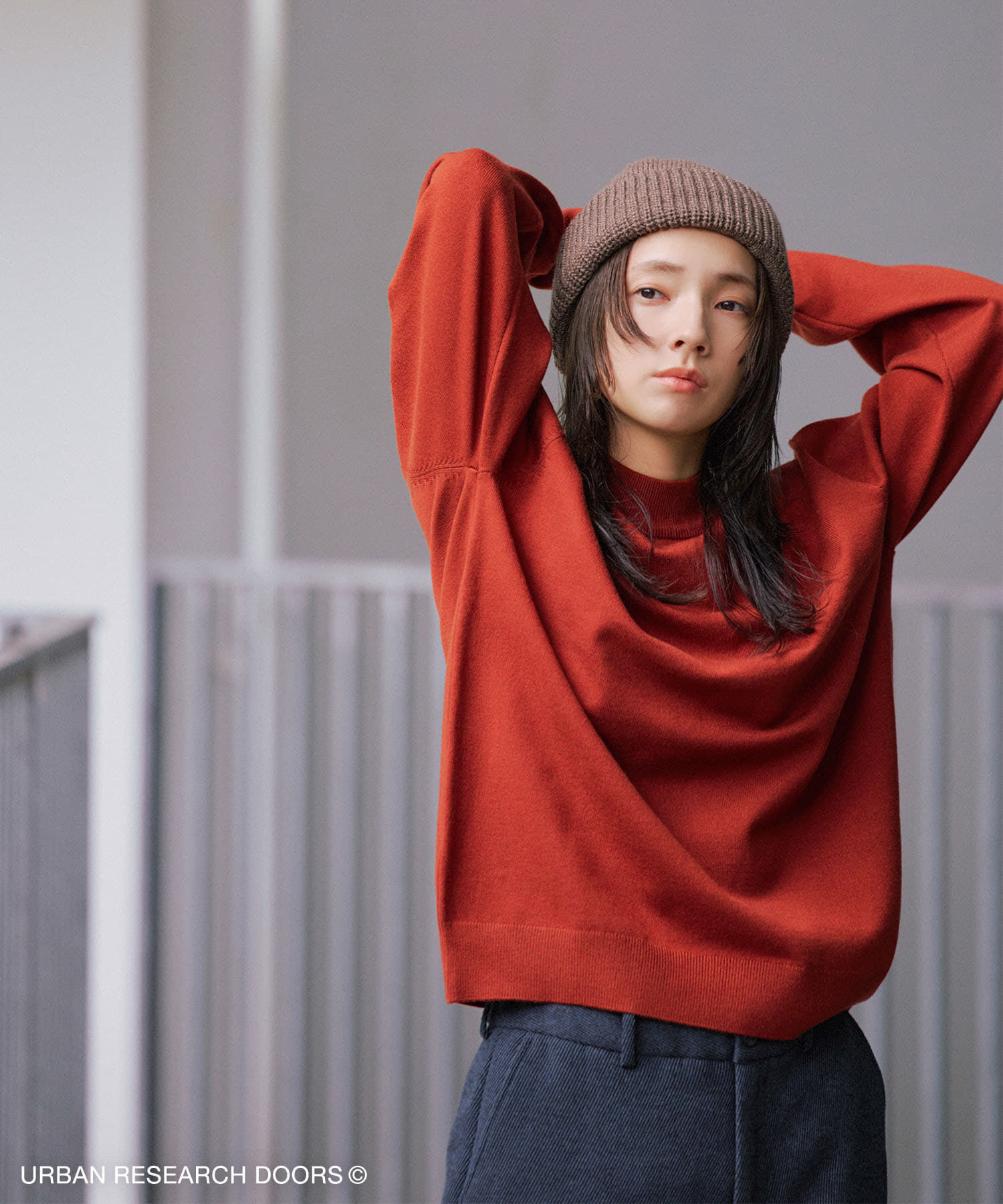 URBAN RESEARCH DOORS「『仁村紗和さん着用』『UR TECH 200日ニット』 モックネック」|ニット・セーター|レッド系その他