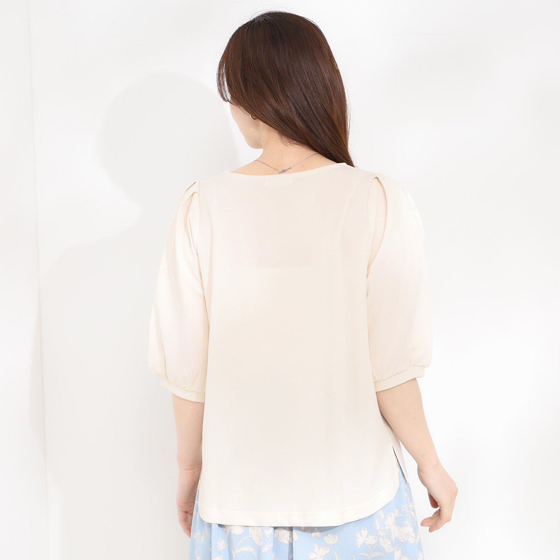 SHOO･LA･RUE「【洗濯機可/S-LL/ストレッチ】スリットレーススリーブトップス」|Tシャツ・カットソー|