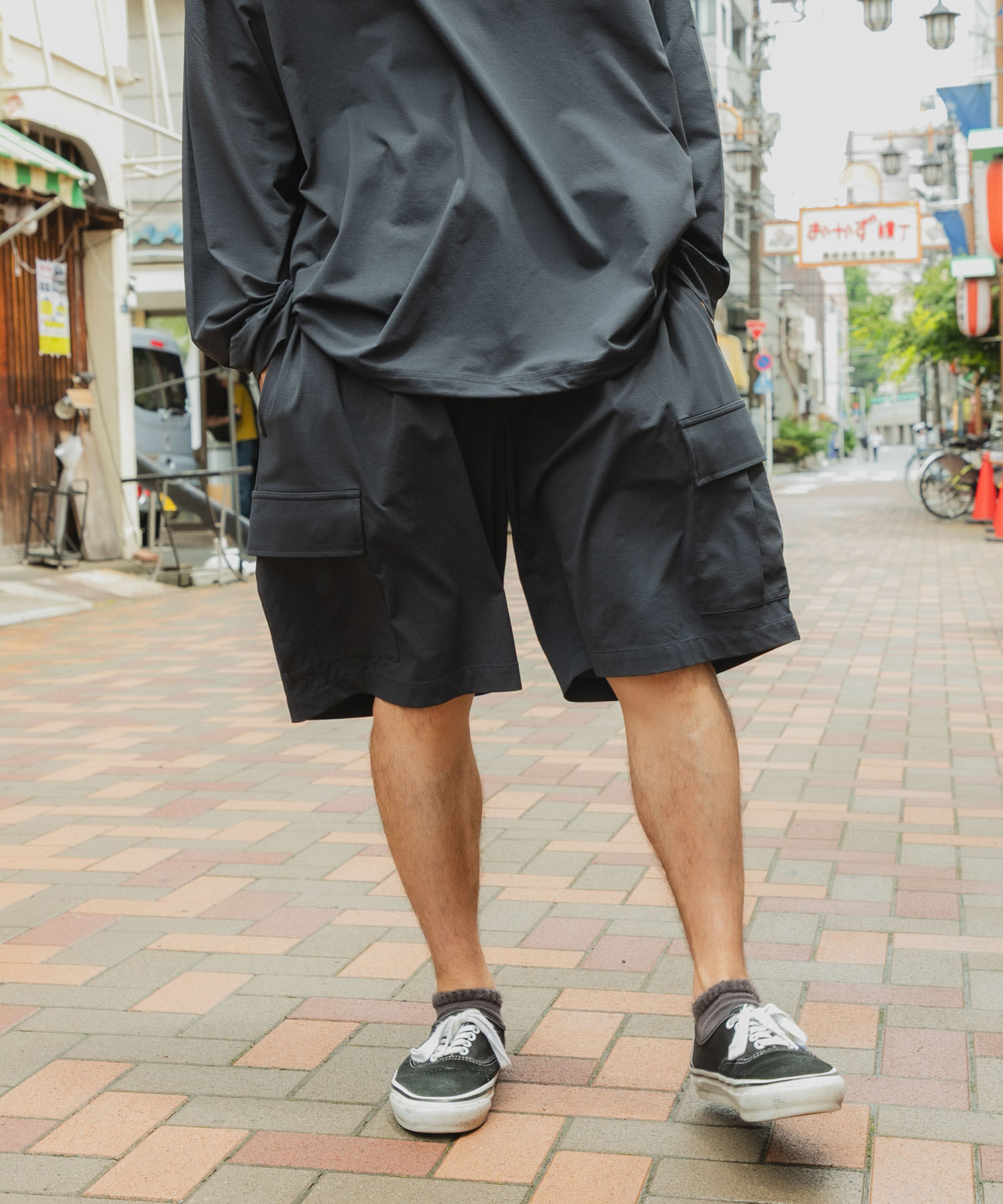 URBAN RESEARCH「Wide Dad　BREEZY TECH CARGO SHORTS」|その他|チャコールグレー