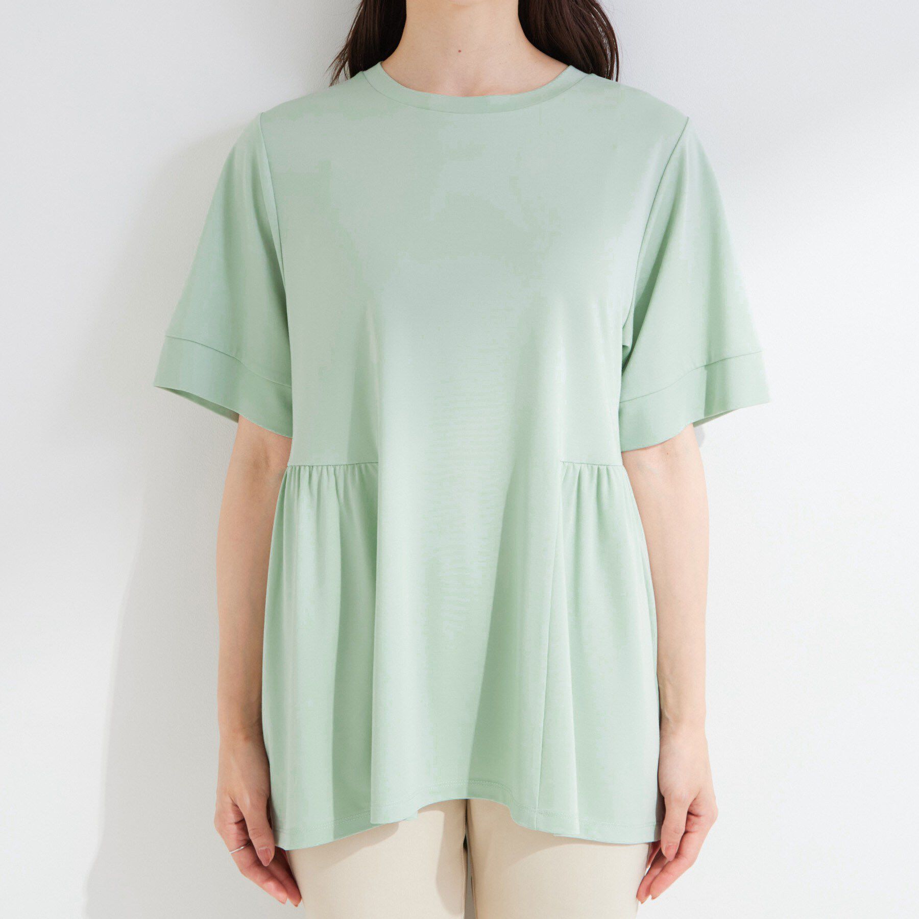 SHOO･LA･RUE「【ひんやり/UV/S-LL/体型カバー】インせず着られる サイドギャザー切替トップス」|Tシャツ・カットソー|