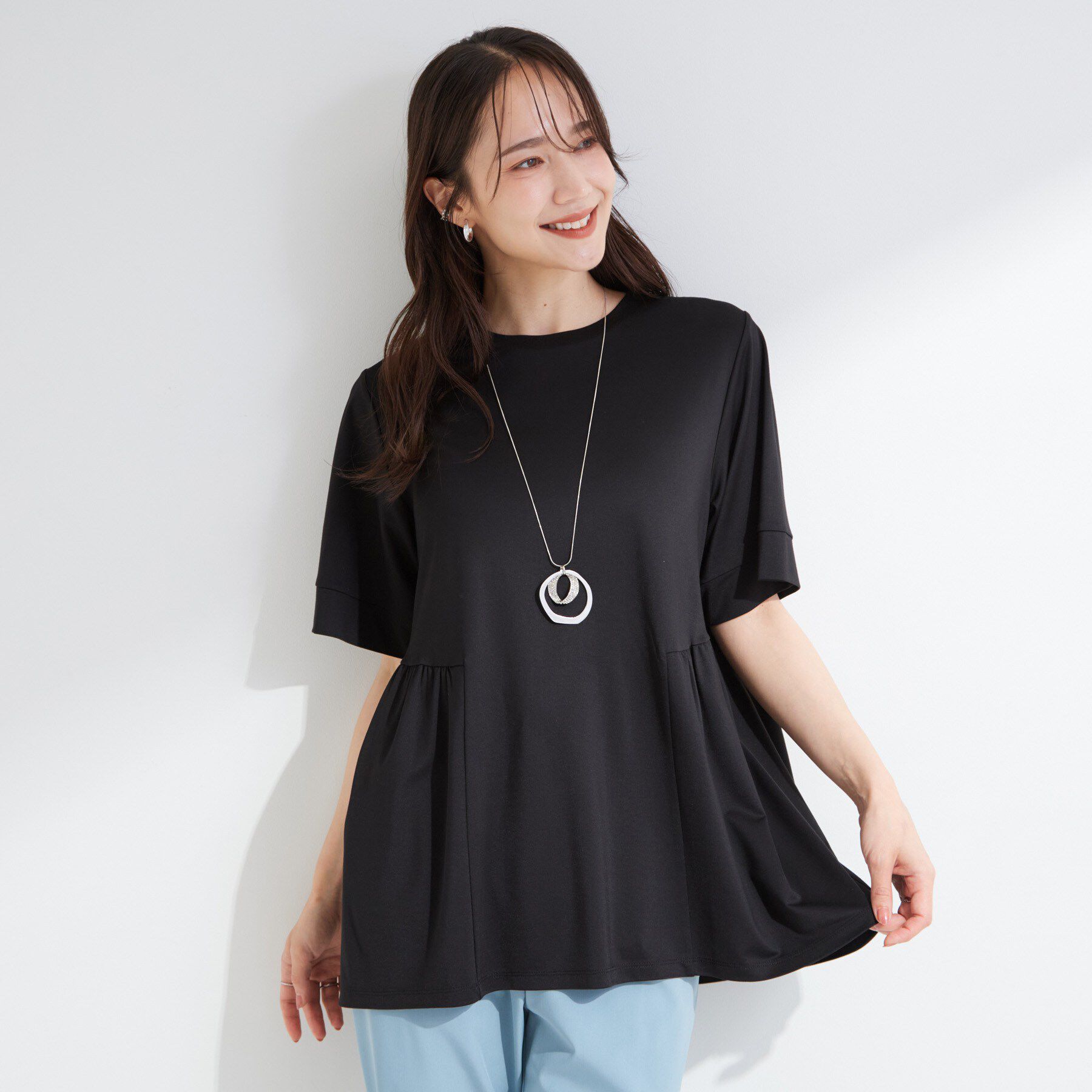 SHOO･LA･RUE「【ひんやり/UV/S-LL/体型カバー】インせず着られる サイドギャザー切替トップス」|Tシャツ・カットソー|