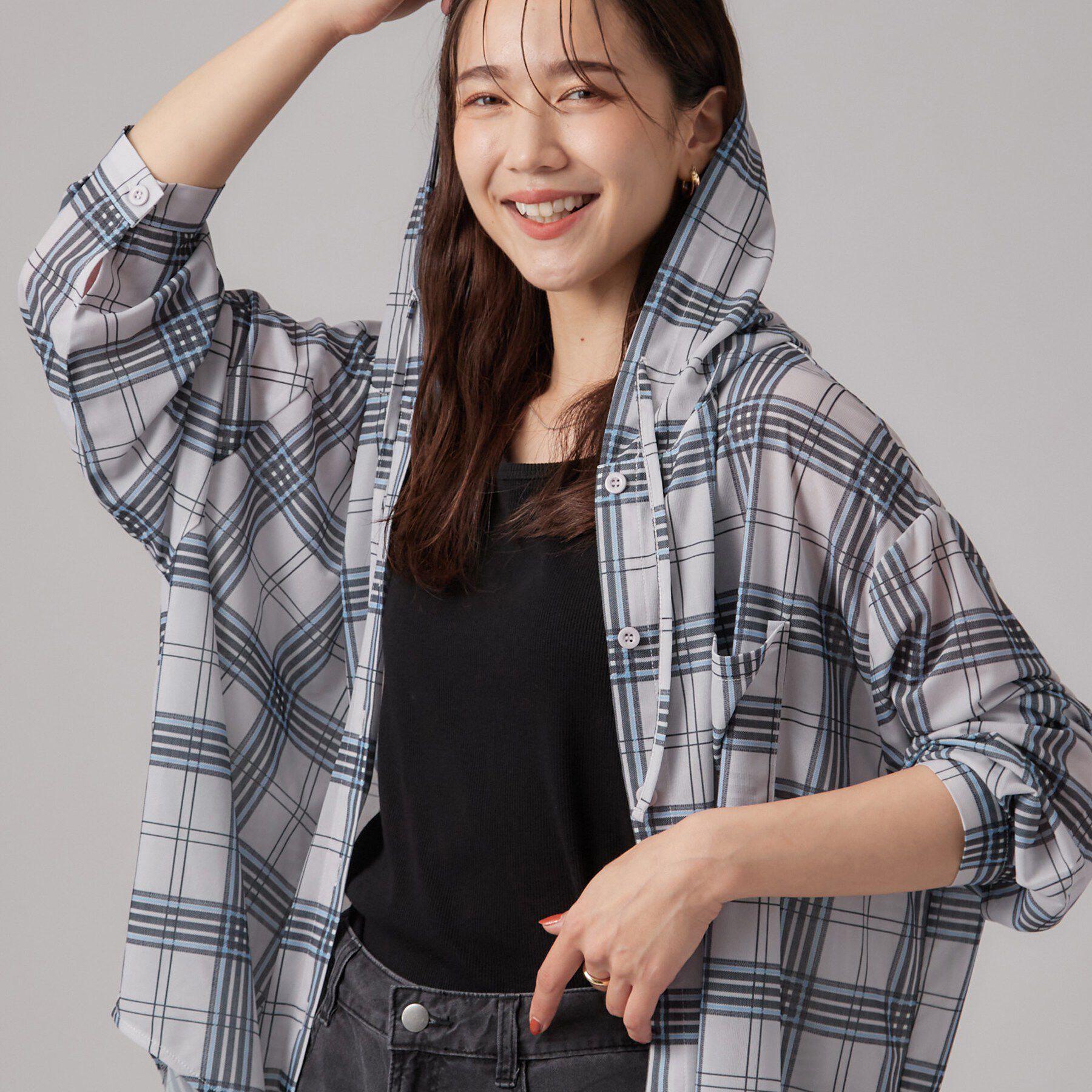 SHOO･LA･RUE「【洗濯機可/体型カバー】程よい透け感の ゆるシルエットシア―シャツ」|パーカー|ライトグレー(211