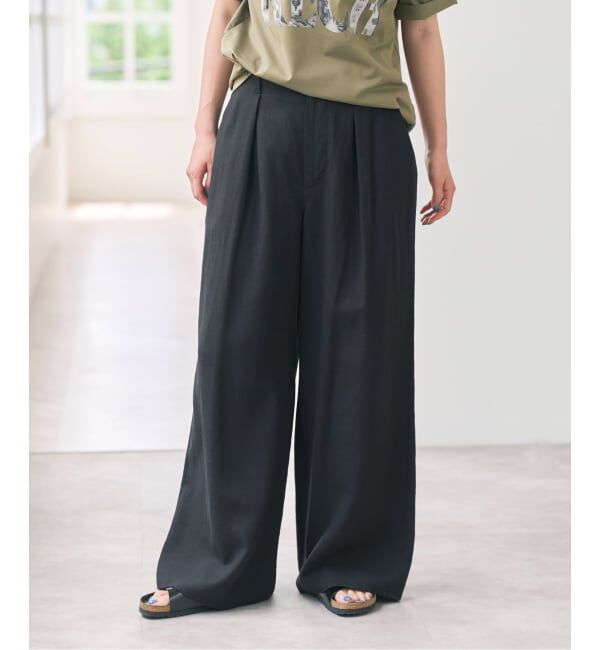 Spick and Span「ハイブリッドラミー1タックワイドパンツ」|スラックス|
