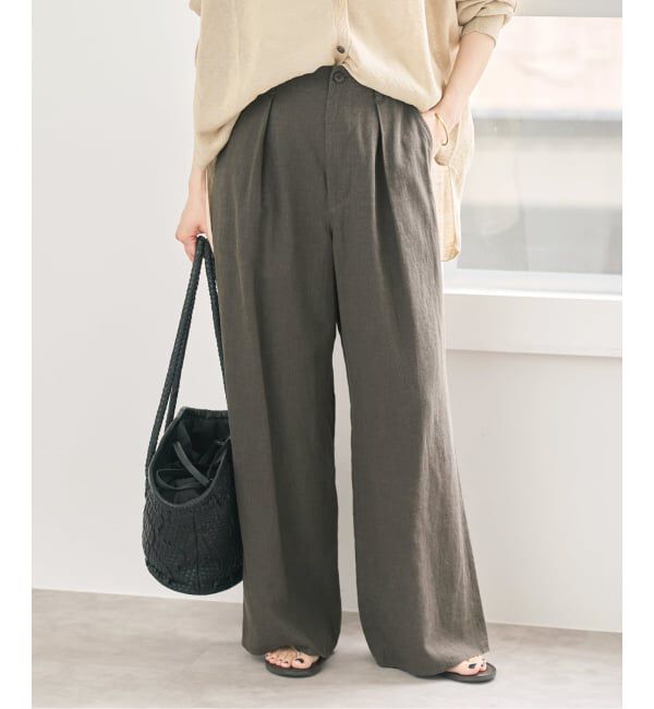 Spick and Span「ハイブリッドラミー1タックワイドパンツ」|スラックス|ブラウン B
