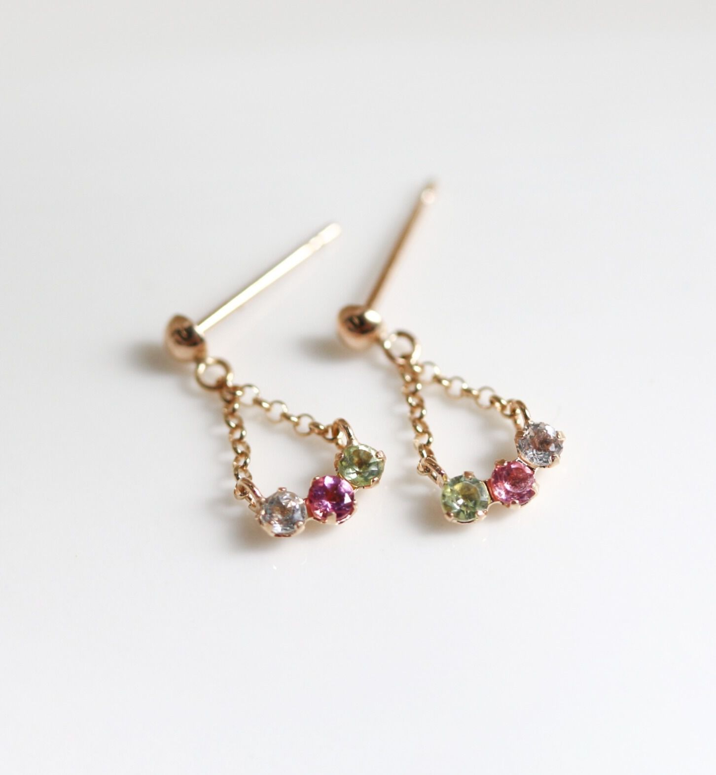  「マルチカラーストーン ピアス | K10YG」|ピアス|K10 イエローゴールド
