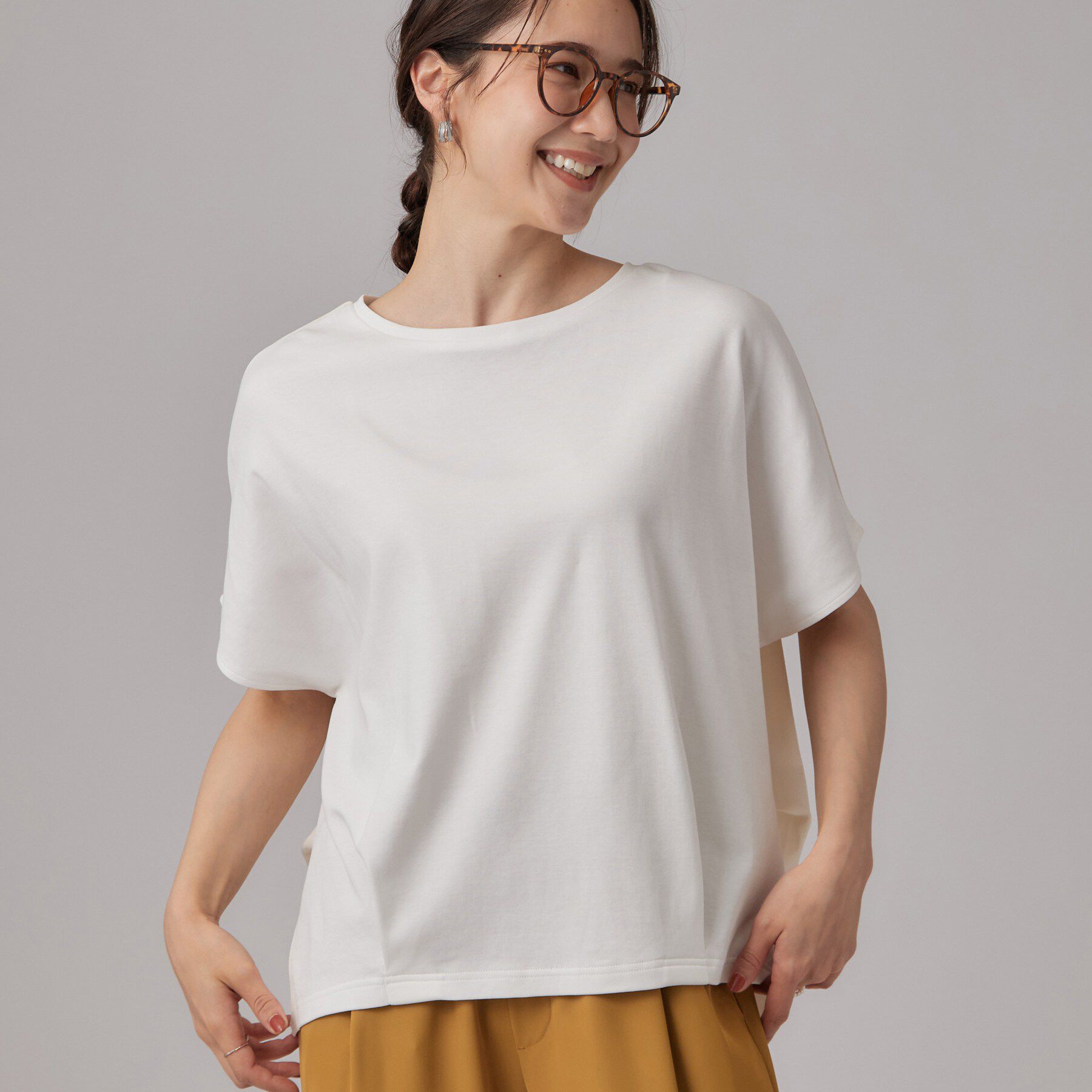 SHOO･LA･RUE「【ひんやり/UV】異素材ドッキング 裾タックプルオーバー」|Tシャツ・カットソー|ホワイト(001)
