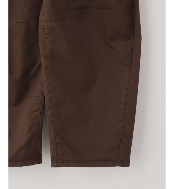 U by SPICK&SPAN「SOMETHING / サムシング HANA TUCK CURVE TAPERED」|チノ|