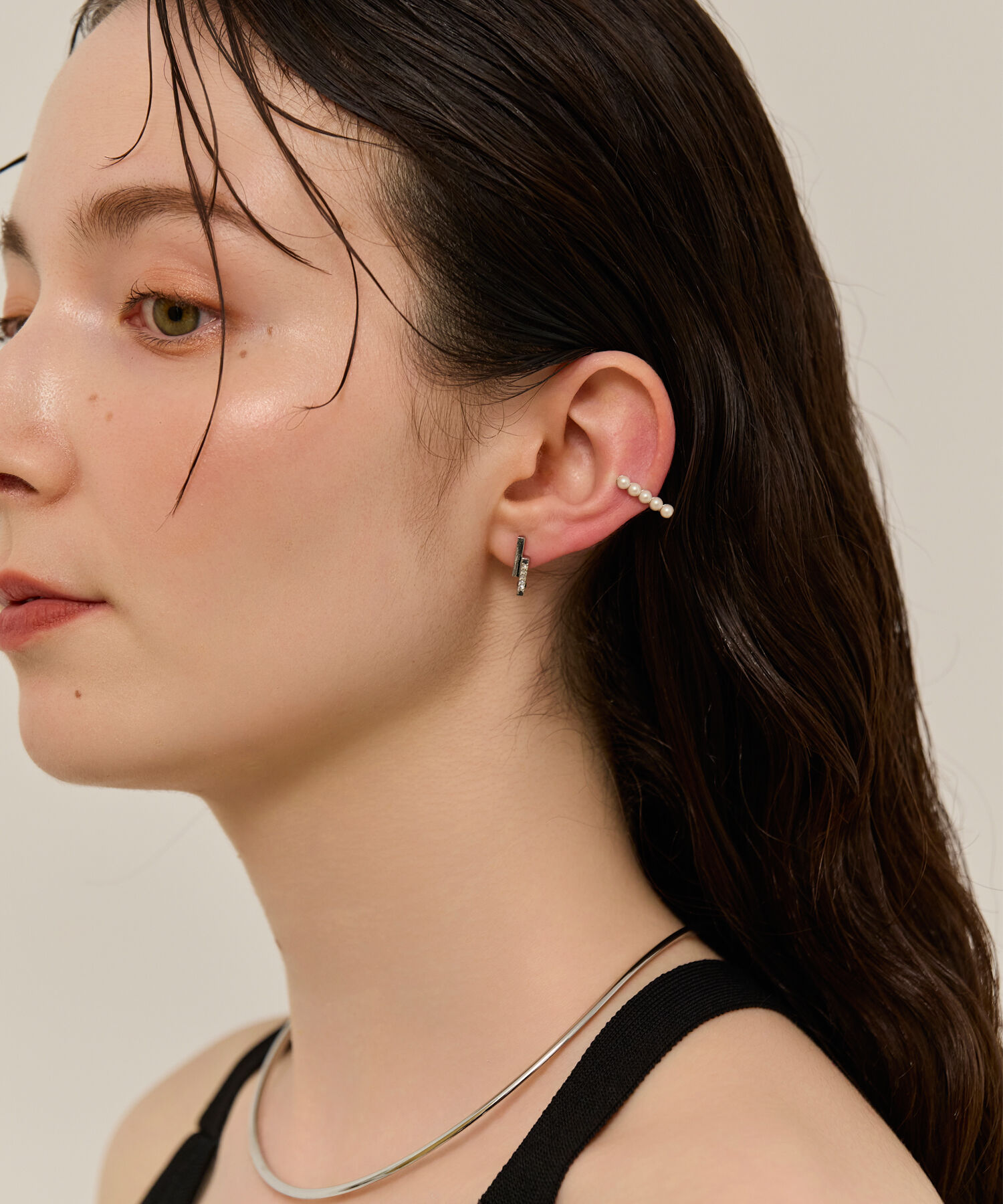Phoebe「【金属アレルギー対応】デュオバービジューイヤーカフ（片耳）　シルバー/ニッケルフリー」|イヤリング|