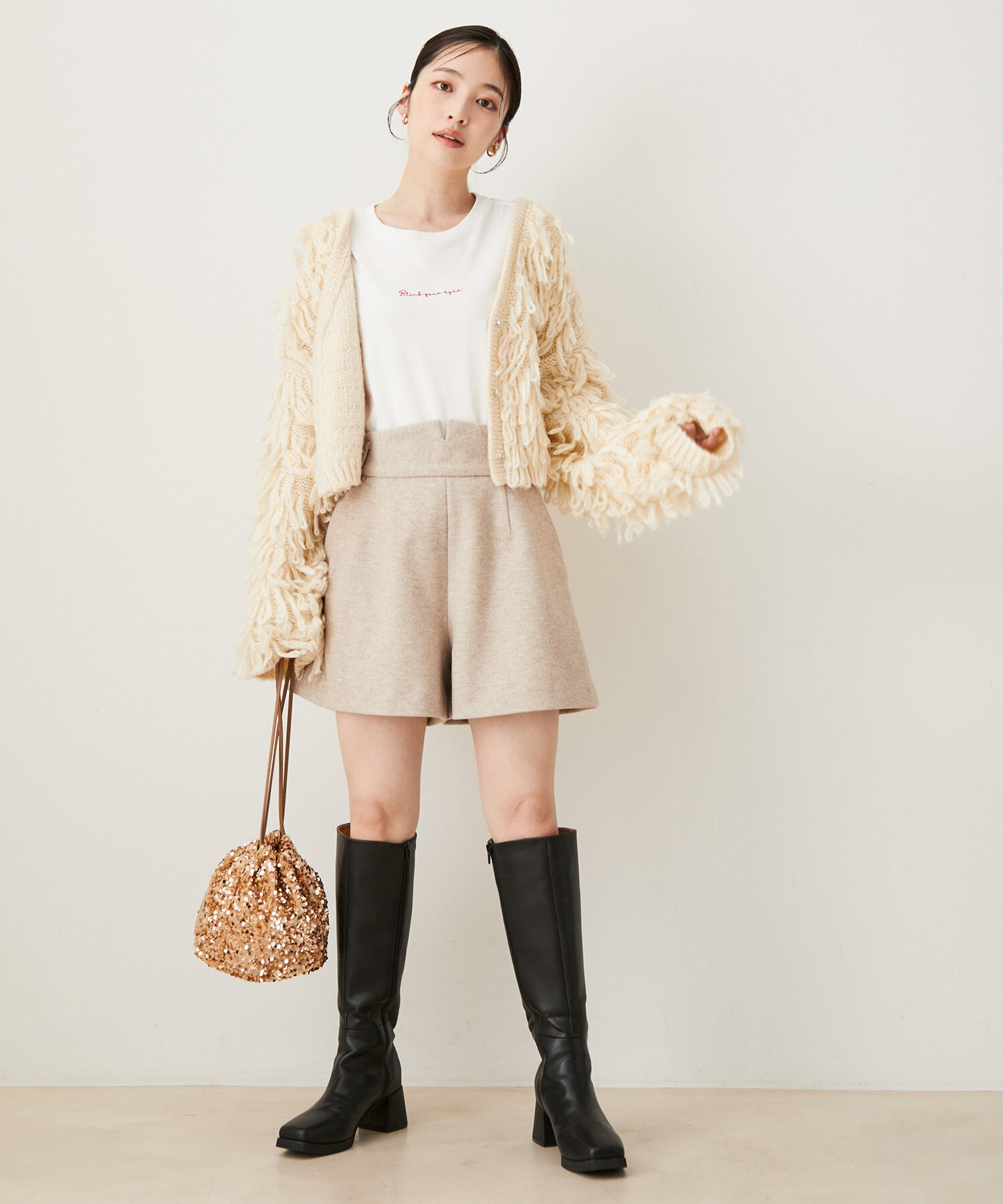 VIS「【STAYC SIEUN / SUMIN着用】【ViVi11月号掲載】ハイウエスト圧縮ショートパンツ」|スラックス|