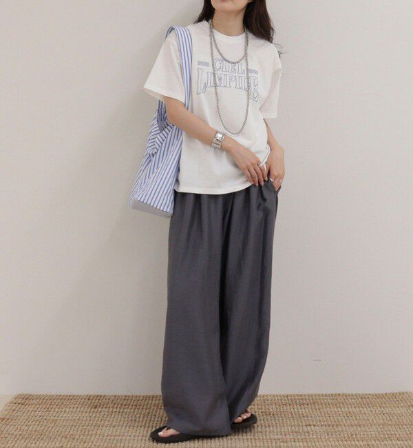 fredy emue「シャイニーギャザーイージーパンツ」|チノ|