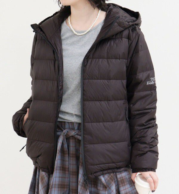 fredy emue「《別注》【TAION/タイオン】LIGHT DOWN HOODIE」|ダウン|