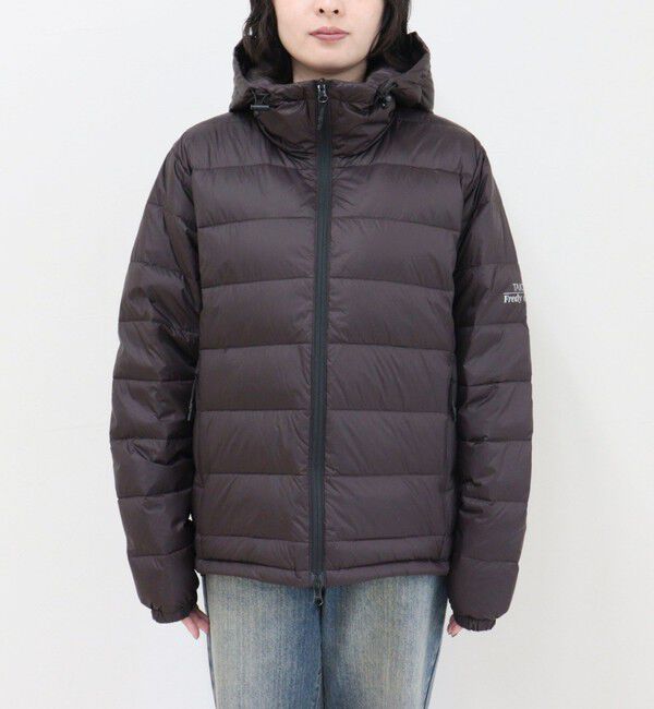 fredy emue「《別注》【TAION/タイオン】LIGHT DOWN HOODIE」|ダウン|