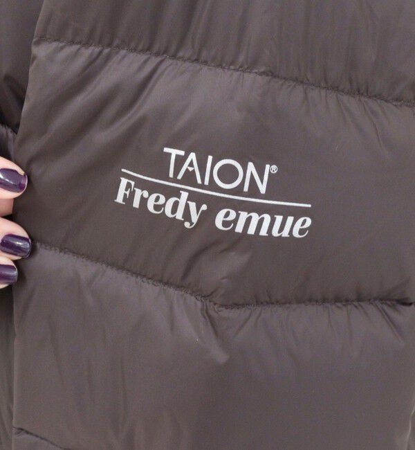 fredy emue「《別注》【TAION/タイオン】LIGHT DOWN HOODIE」|ダウン|