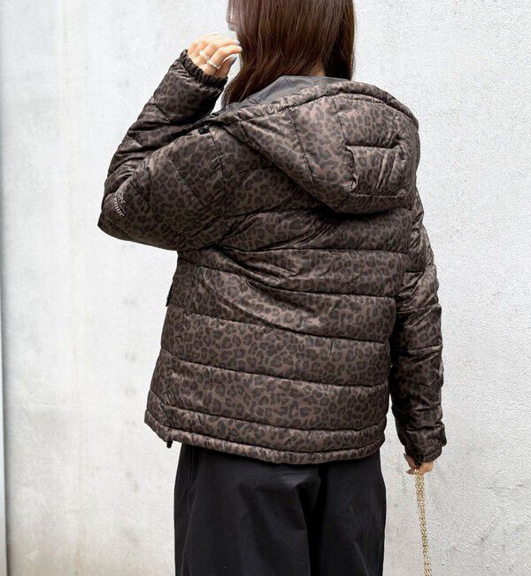 fredy emue「《別注》【TAION/タイオン】LIGHT DOWN HOODIE」|ダウン|