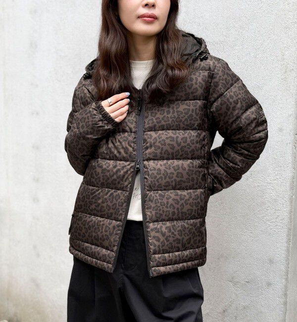 fredy emue「《別注》【TAION/タイオン】LIGHT DOWN HOODIE」|ダウン|