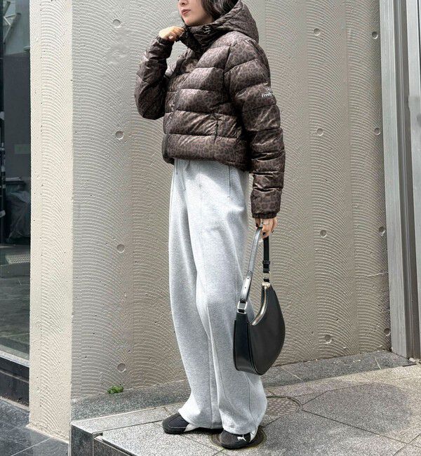 fredy emue「《別注》【TAION/タイオン】LIGHT DOWN HOODIE」|ダウン|