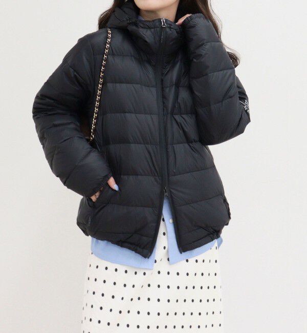 fredy emue「《別注》【TAION/タイオン】LIGHT DOWN HOODIE」|ダウン|