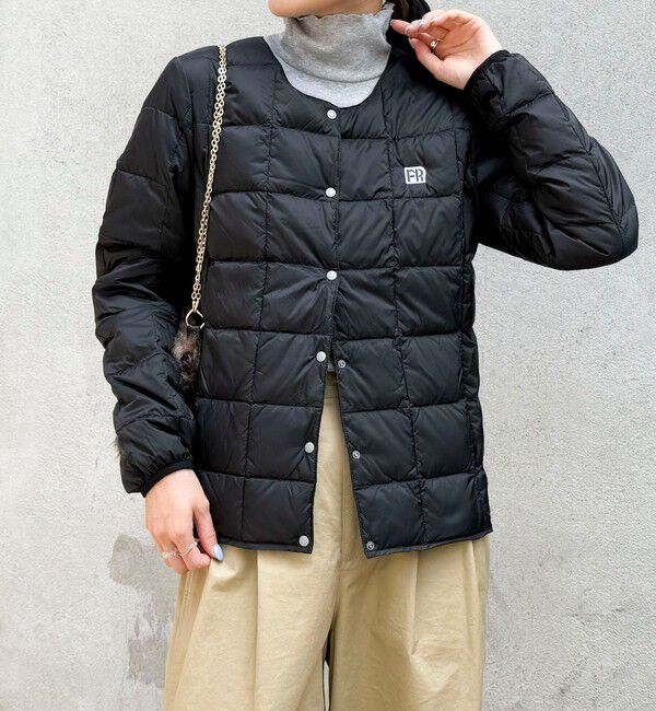 fredy emue「《別注》【TAION/タイオン】CREW NECK BUTTON DOWN JKT ダウンジャケット」|ダウン|