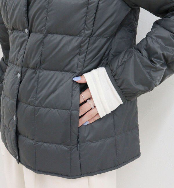 fredy emue「《別注》【TAION/タイオン】CREW NECK BUTTON DOWN JKT ダウンジャケット」|ダウン|