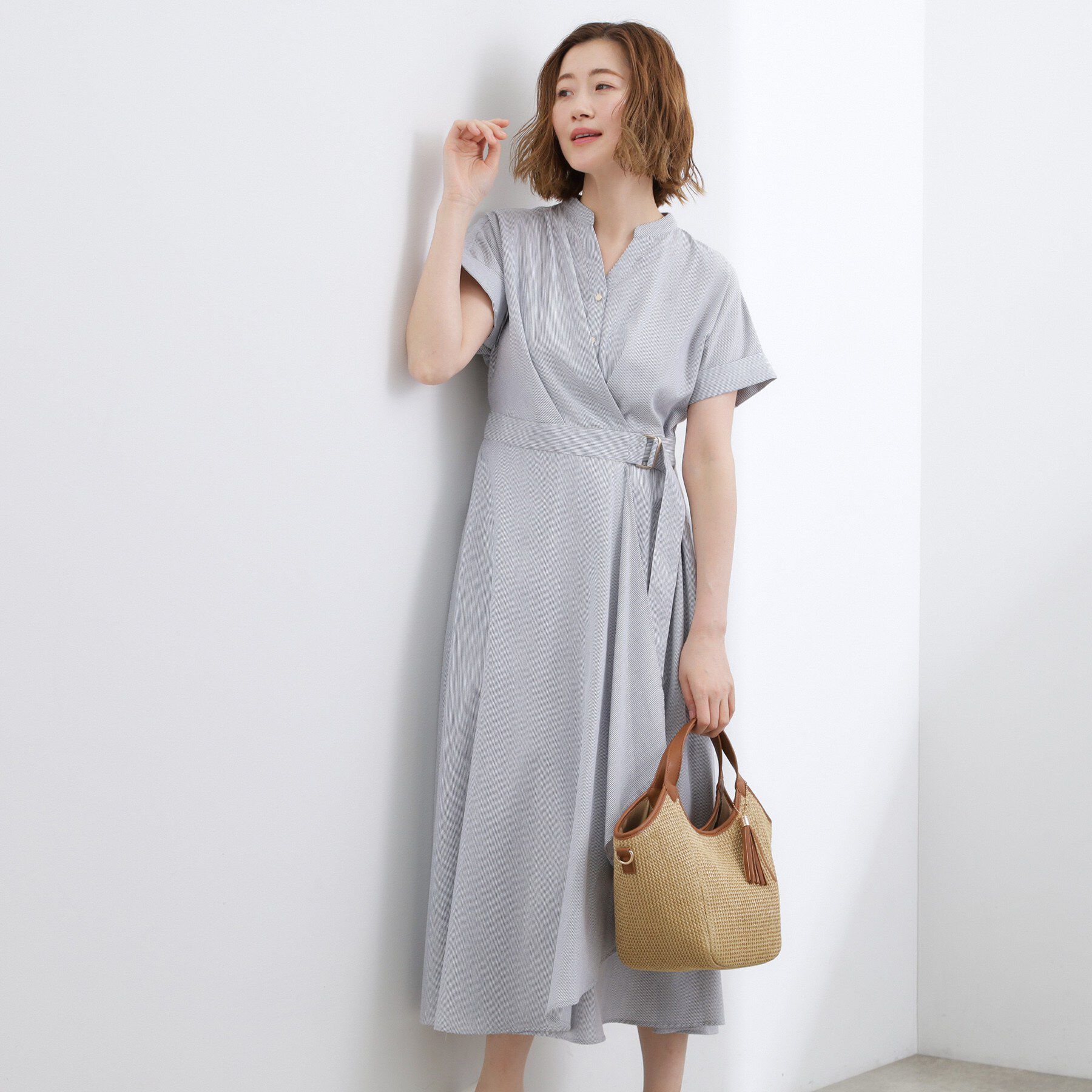 grove「【洗える】さらっと軽やか、カシュクール風サッカーワンピース」|ワンピース|