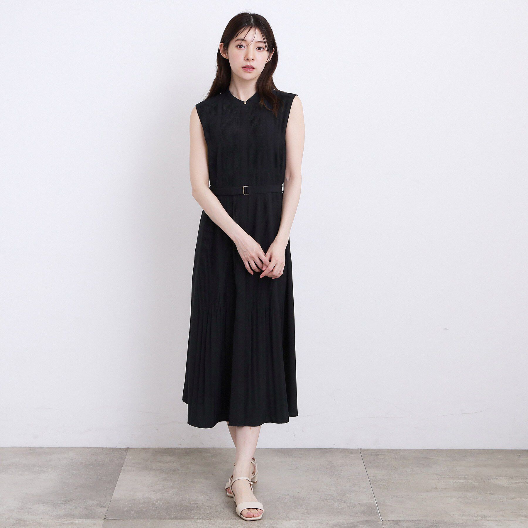 grove「【低身長さんも選べる着丈・洗濯機◎】プリーツベルトワンピース」|ワンピース|