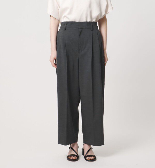 UNITED ARROWS「タック テーパード クロップド パンツ」|チノ|