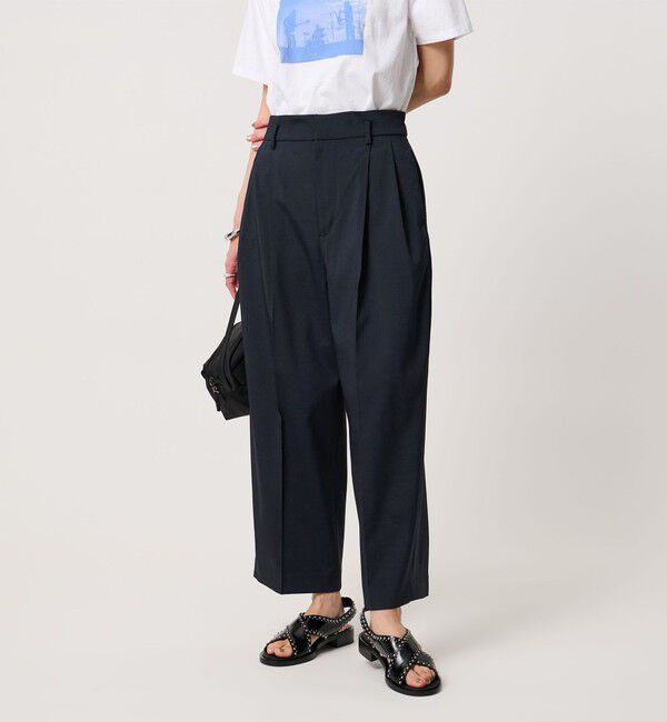 UNITED ARROWS「タック テーパード クロップド パンツ」|チノ|NAVY