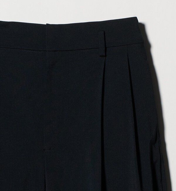 UNITED ARROWS「タック テーパード クロップド パンツ」|チノ|