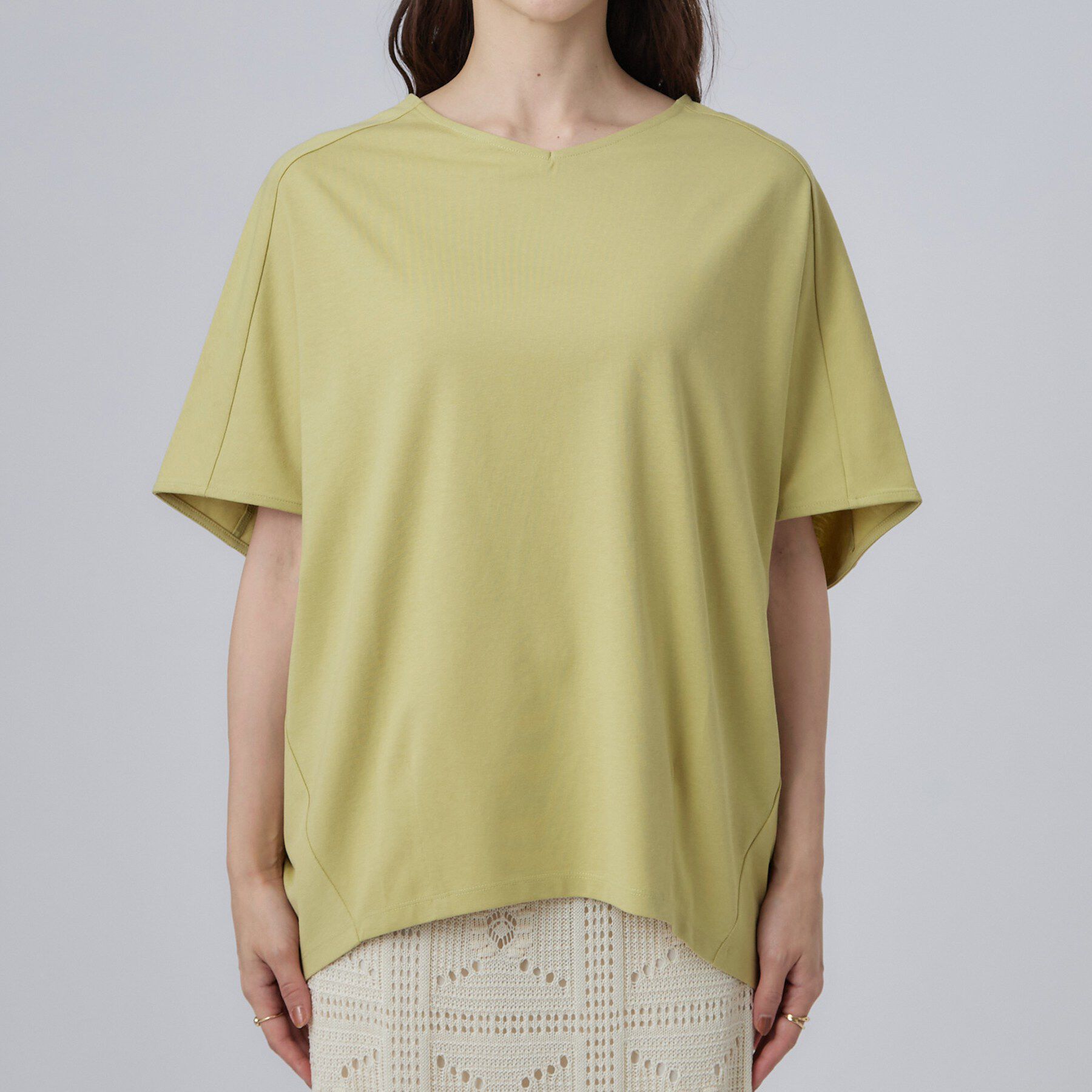 SHOO･LA･RUE「【ひんやり/体型カバー】インせず着られる 上品見えのドルマントップス」|Tシャツ・カットソー|