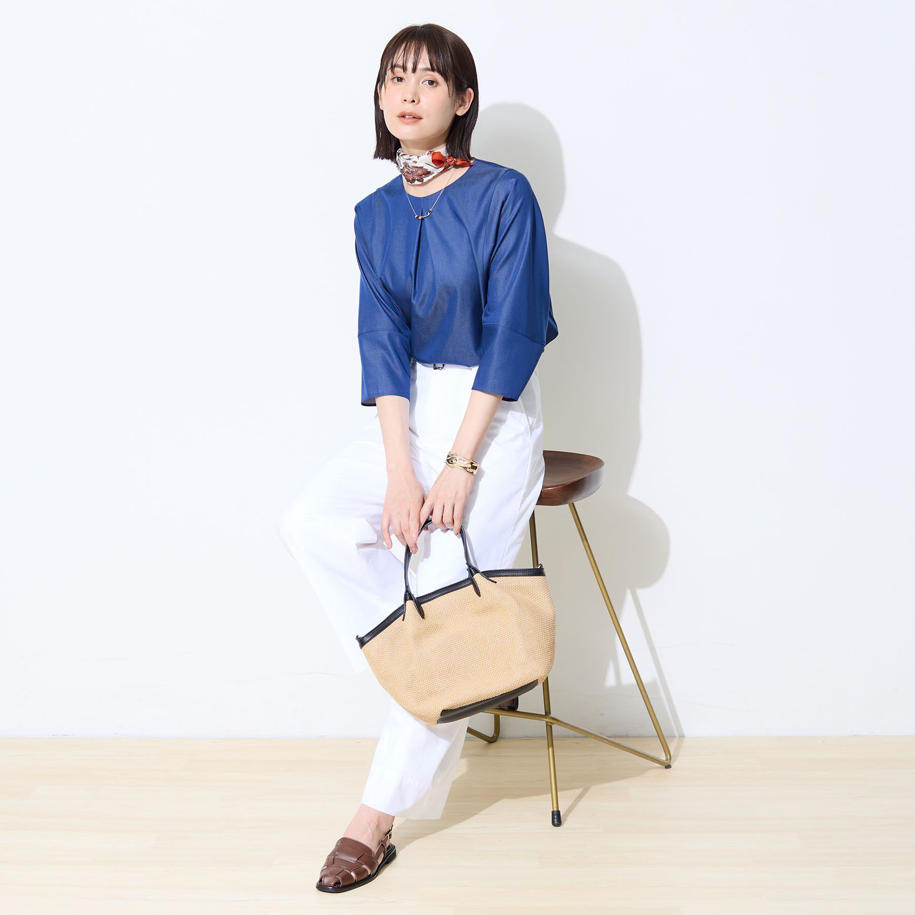 INDIVI「【洗える／UVケア／SETUP可能】デニムライク ランタン袖ブラウス」|シャツ・ブラウス|