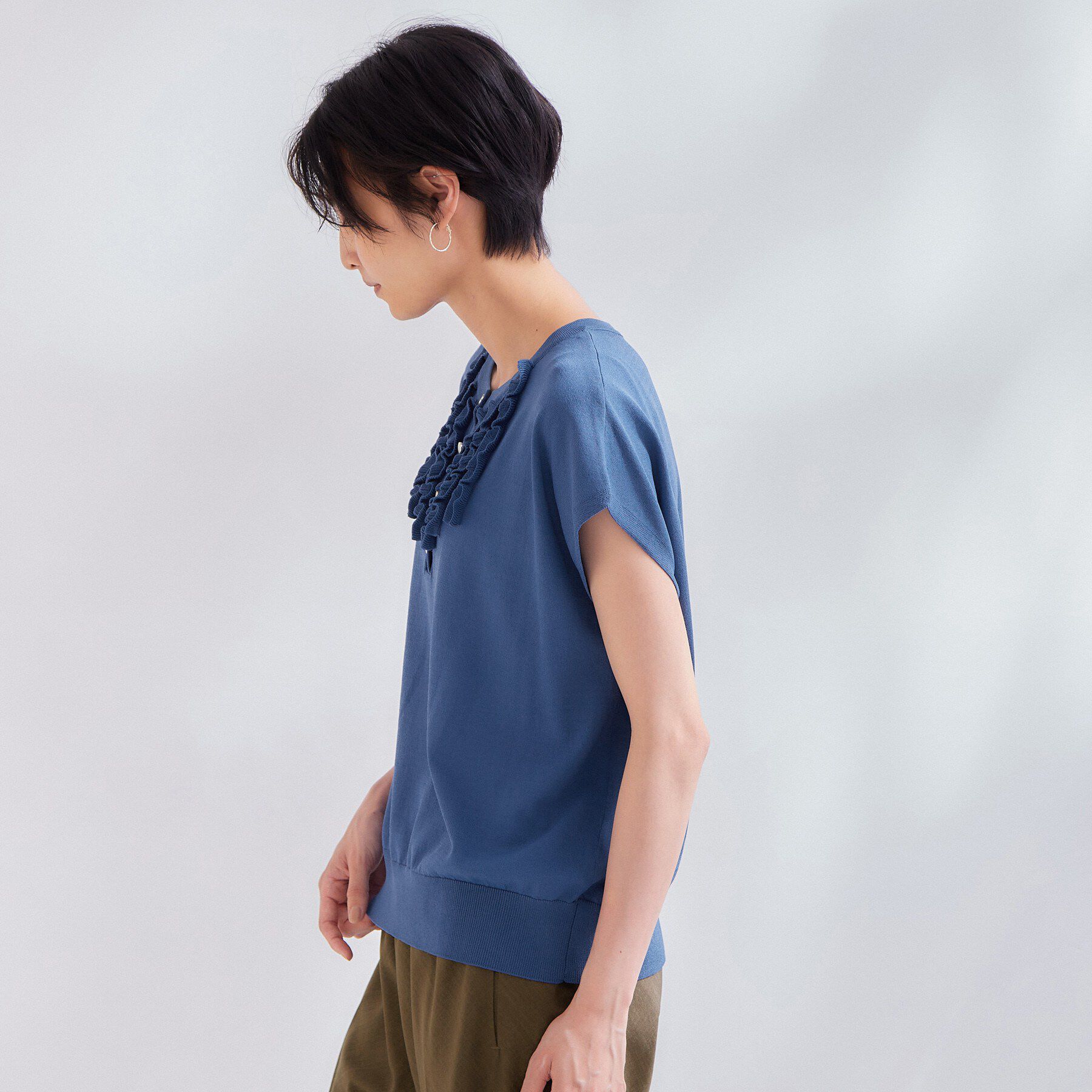 OPAQUE.CLIP「【接触冷感／UV】フリルフレンチスリーブニット《洗濯機OK》」|ニット・セーター|
