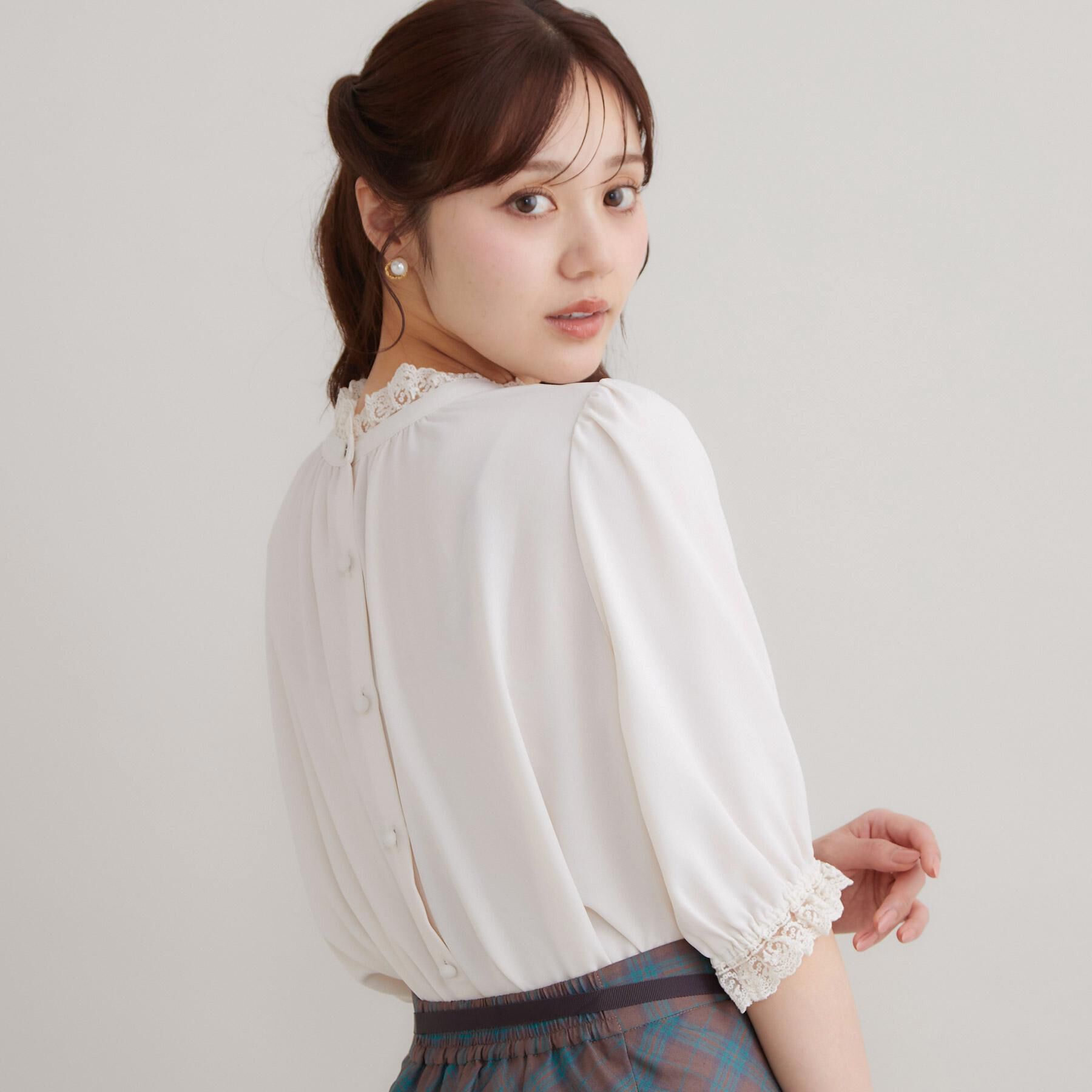 Couture broach「【大人上品・前後2WAY】エンブロレース 5分袖ブラウス【洗濯機可】」|シャツ・ブラウス|
