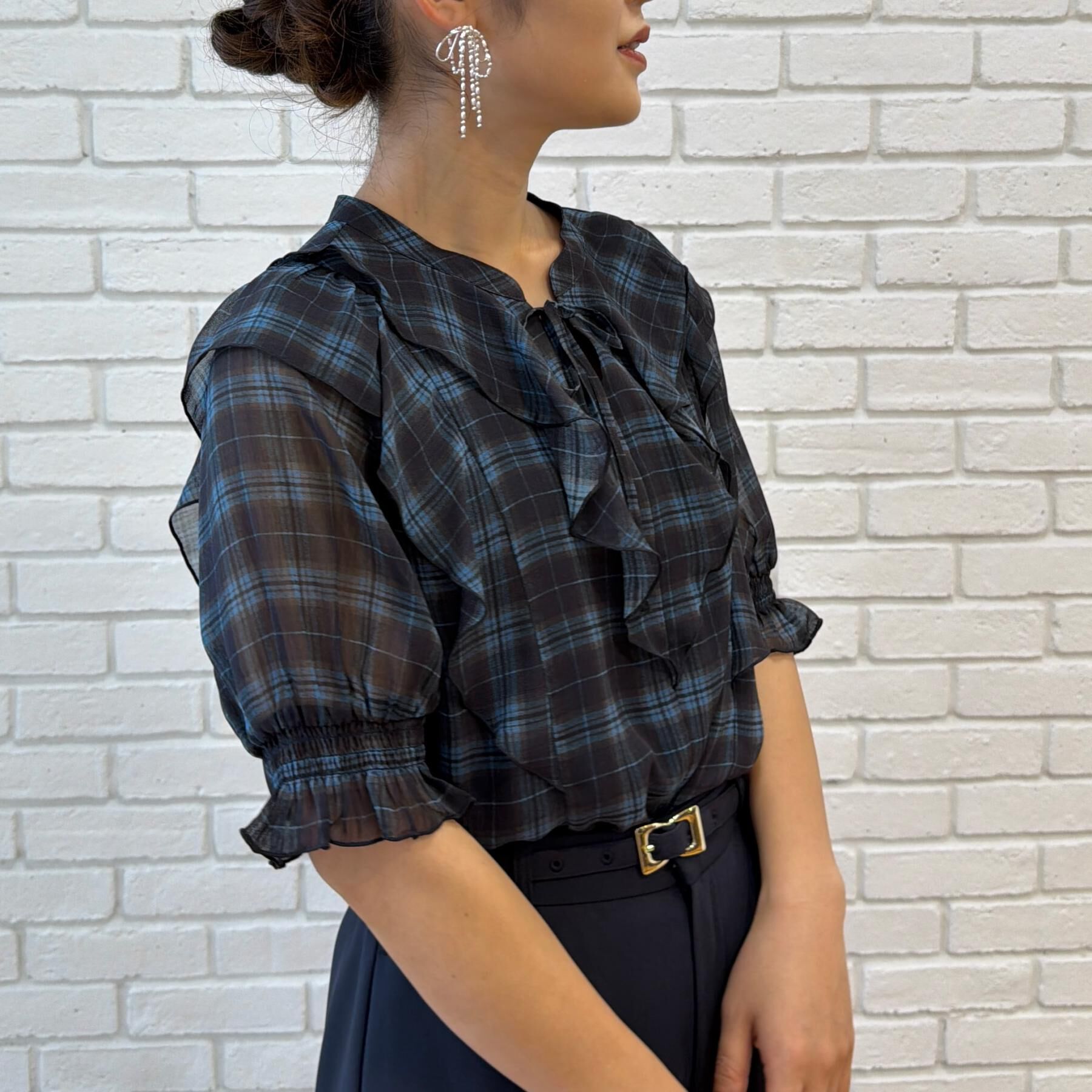 Couture broach「【楊柳シフォンで涼しく】フリルチェックブラウス」|シャツ・ブラウス|