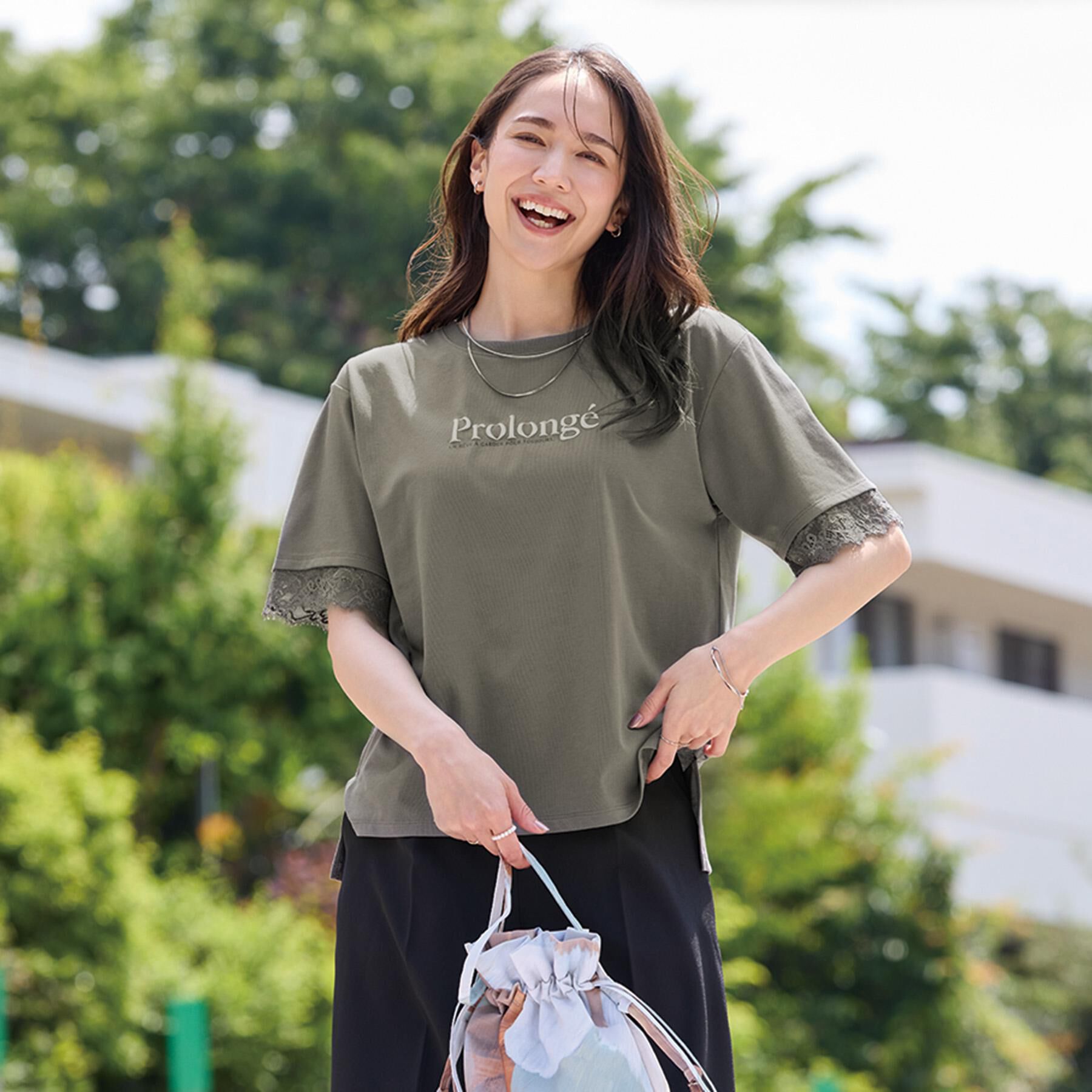 SHOO･LA･RUE「【ひんやり/UV/S-LL】柄アソート お袖レースが旬顔 上品に決まる大人Tシャツ」|Tシャツ・カットソー|