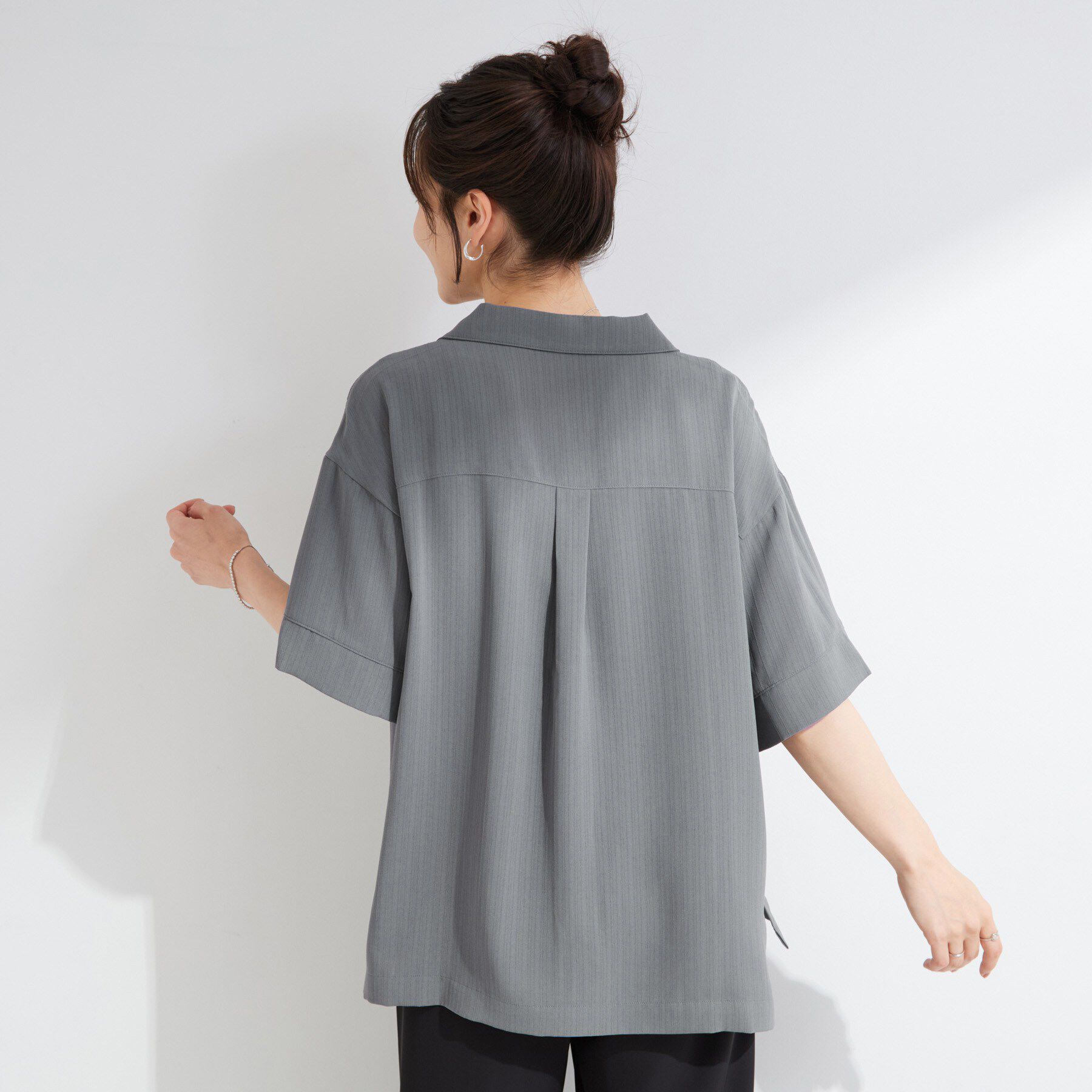 SHOO･LA･RUE「【通気性〇/ひんやり/S-LL】洗濯後しわになりにくい とろみストライプシャツ」|シャツ・ブラウス|
