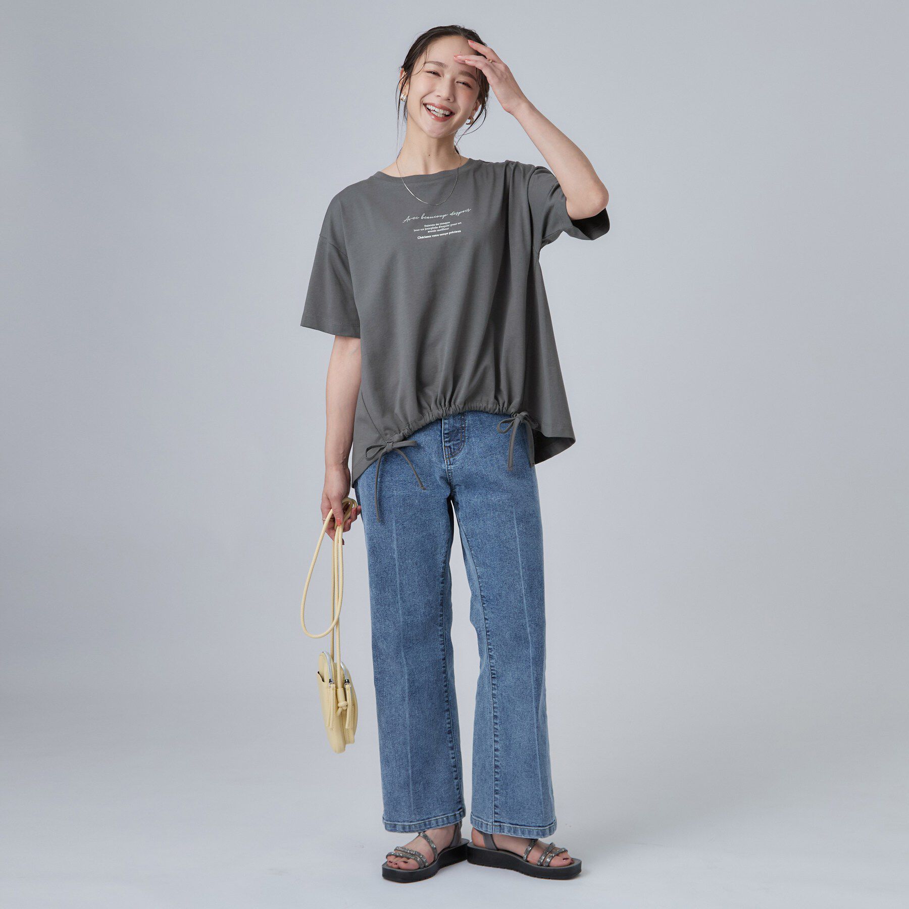SHOO･LA･RUE「【ひんやり/体型カバー】プリントデザインが目を惹く 裾シャーリングTシャツ」|Tシャツ・カットソー|