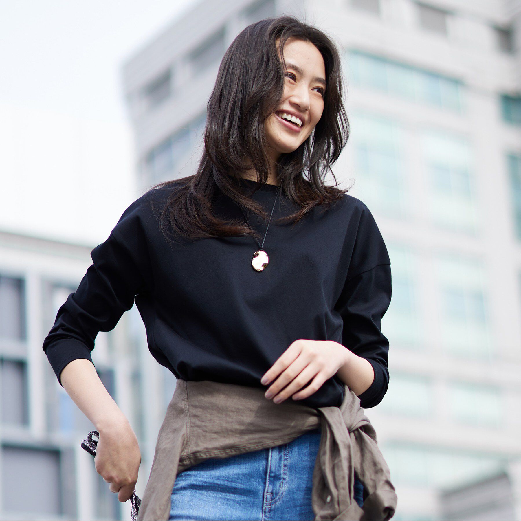 INDIVI「【洗える】きれいめラウンドテールロンT」|Tシャツ・カットソー|ブラック(019)