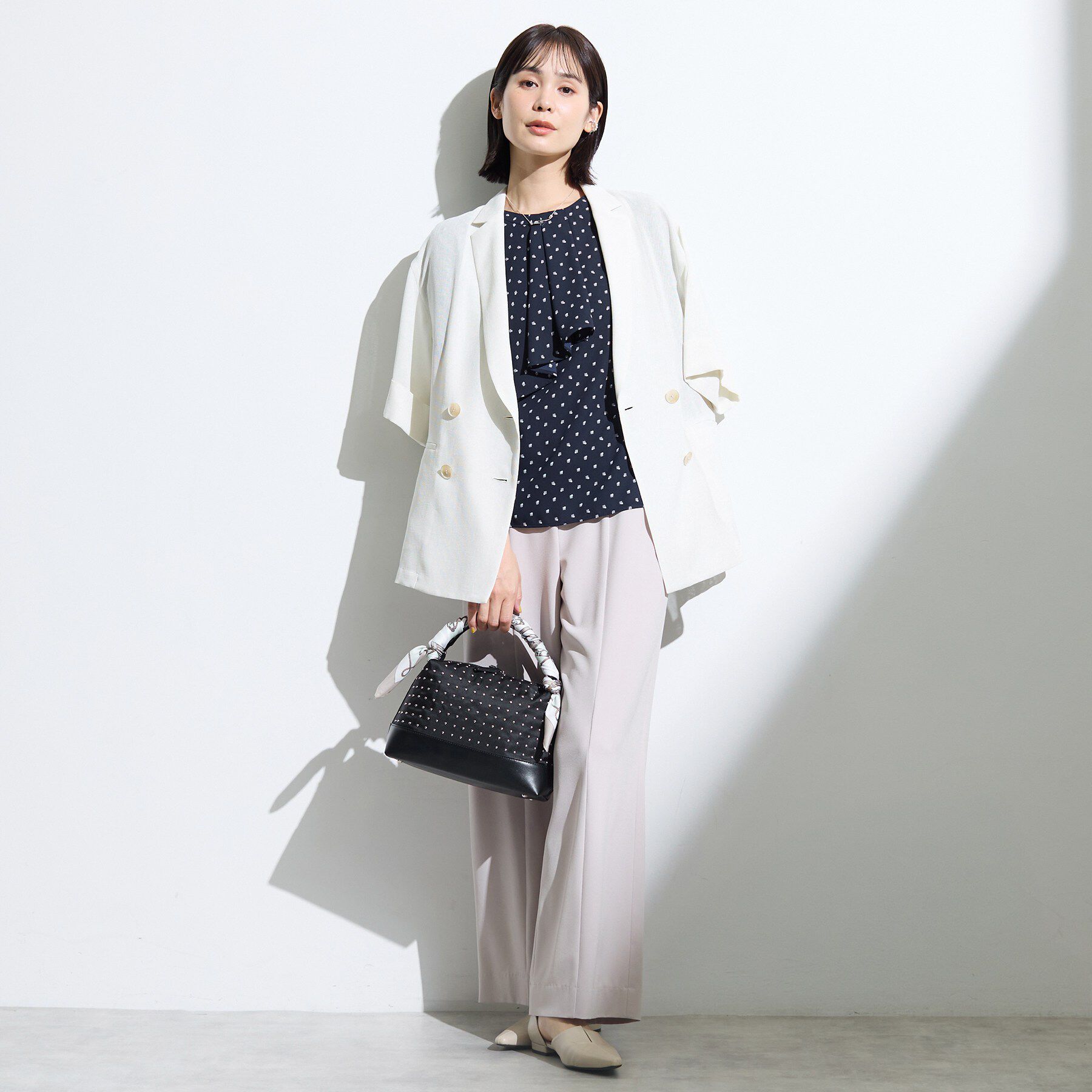 INDIVI「【接触冷感／UVケア】ボウタイ風 幾何学柄ブラウス」|シャツ・ブラウス|