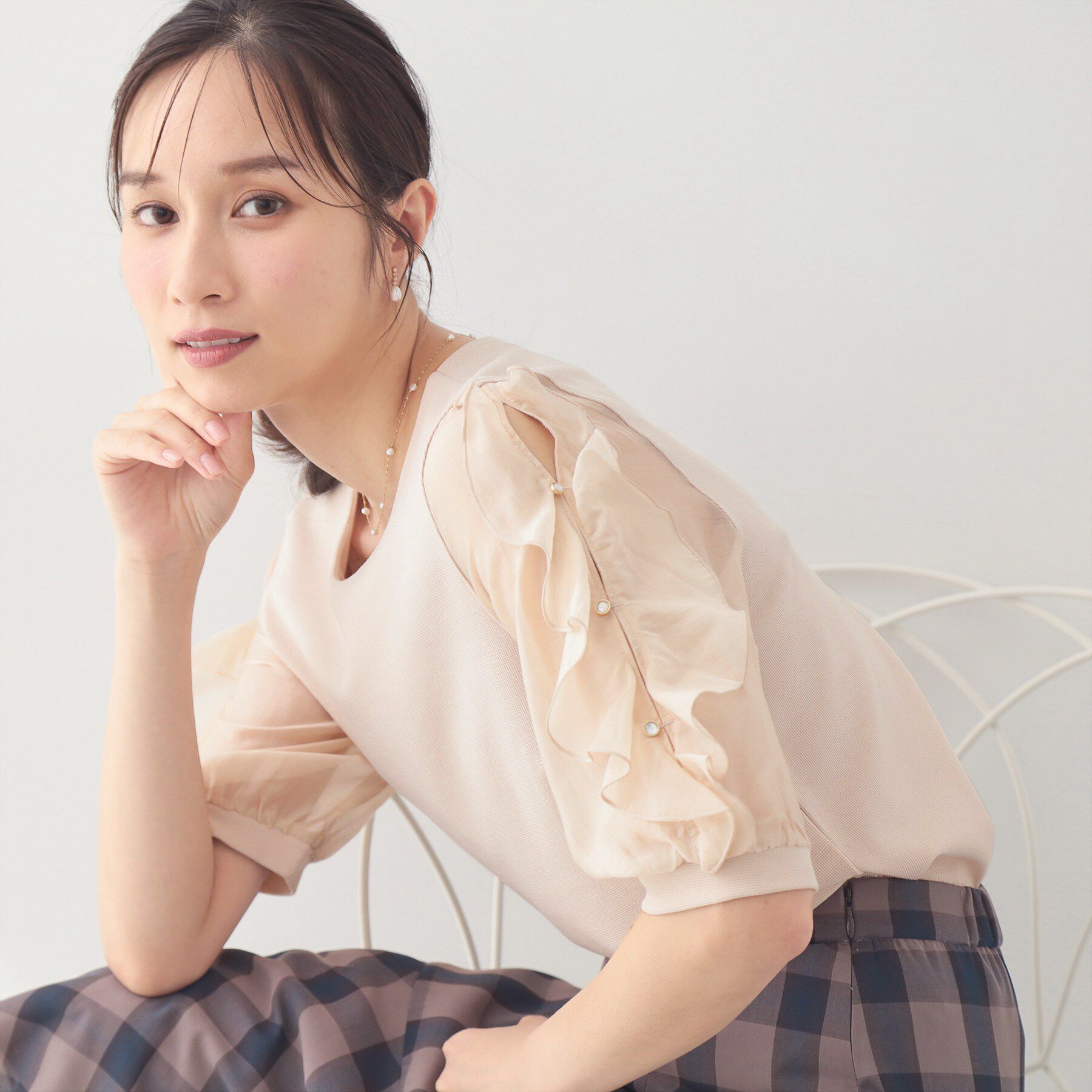 index「【接触冷感／UVケア】オーガンフリルスリットトップス《洗濯機OK》」|Tシャツ・カットソー|