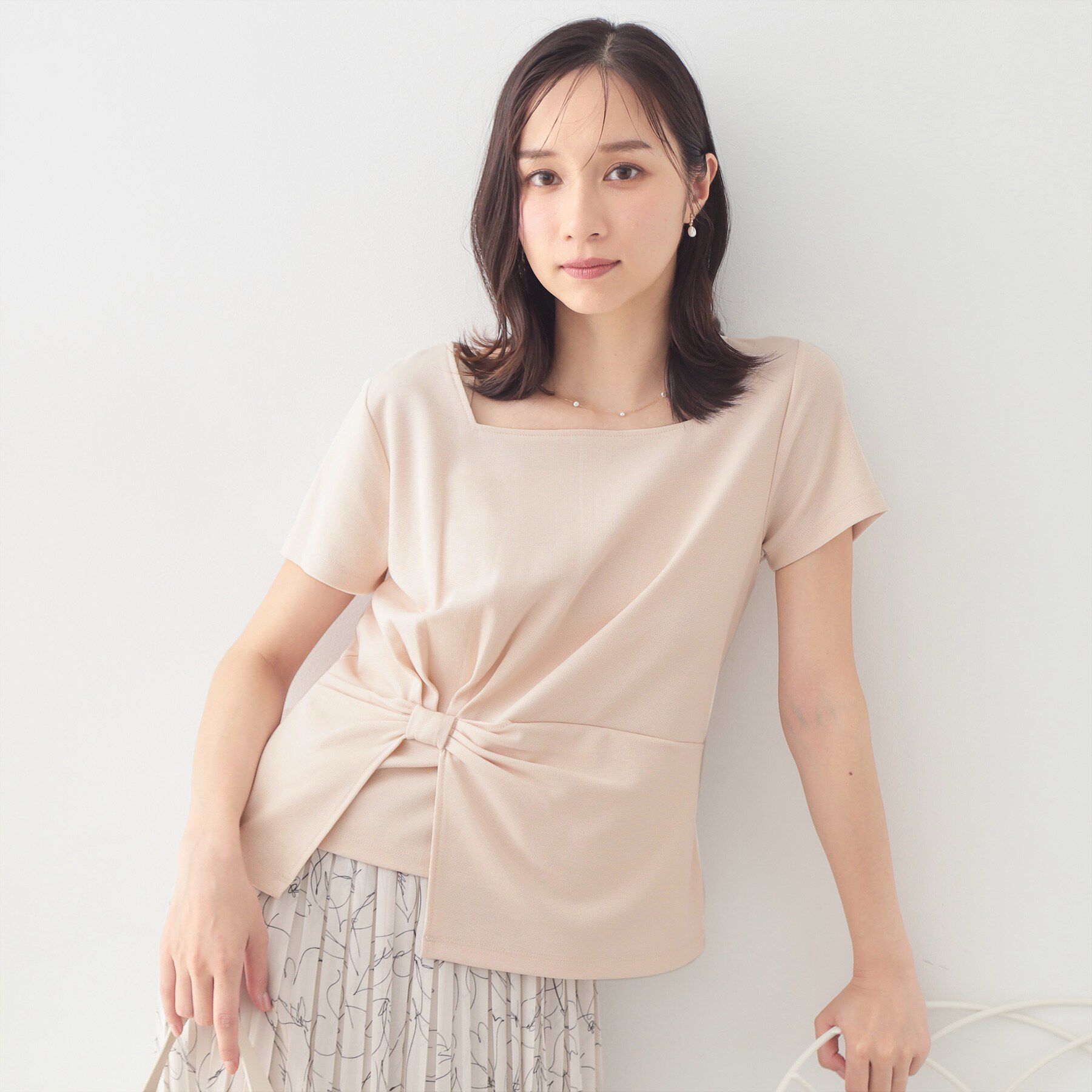 index「【接触冷感／UVケア】スクエアネックリボントップス《洗濯機OK》」|Tシャツ・カットソー|ピンクベージュ(85