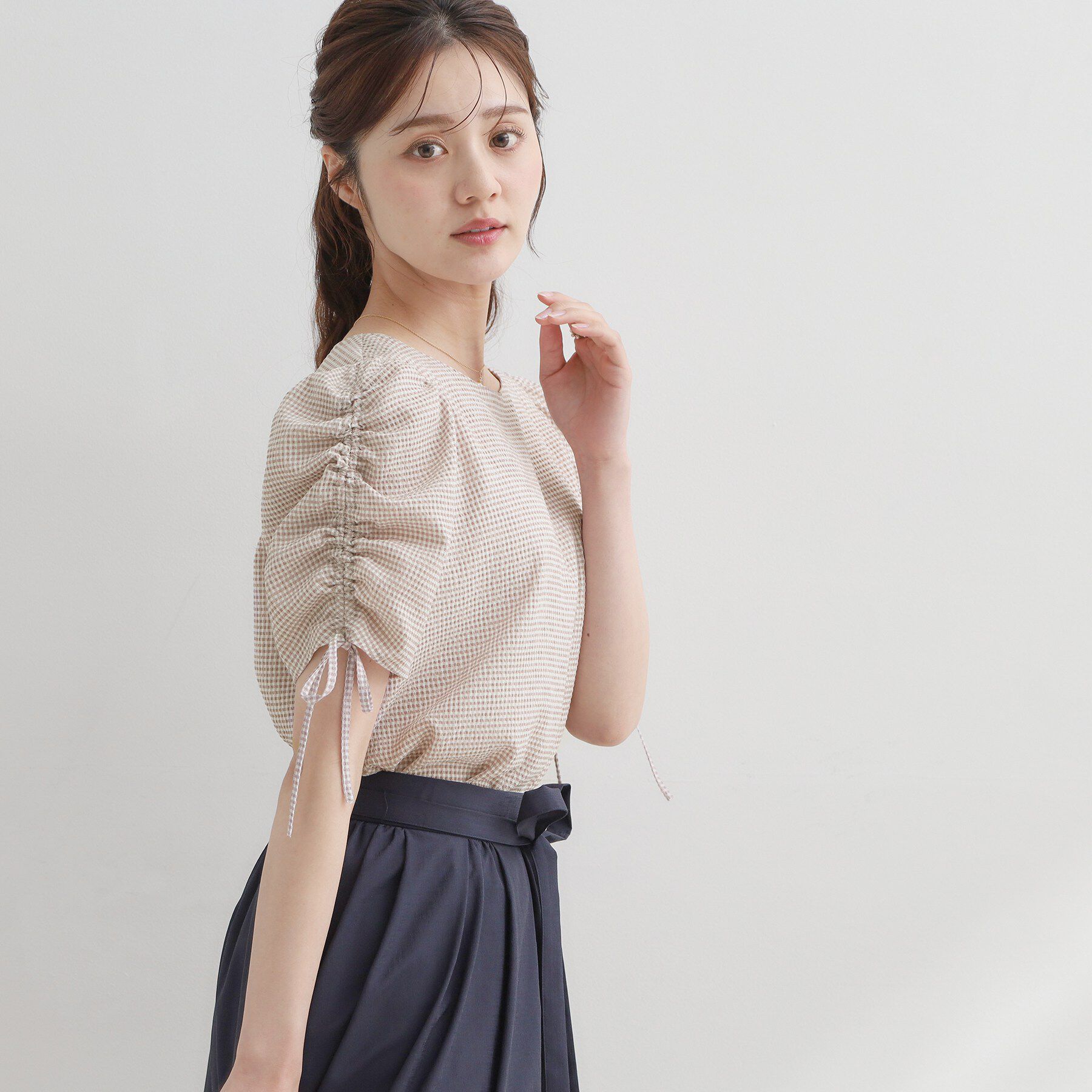 Couture broach「【洗える】シャーリング チェックブラウス」|シャツ・ブラウス|